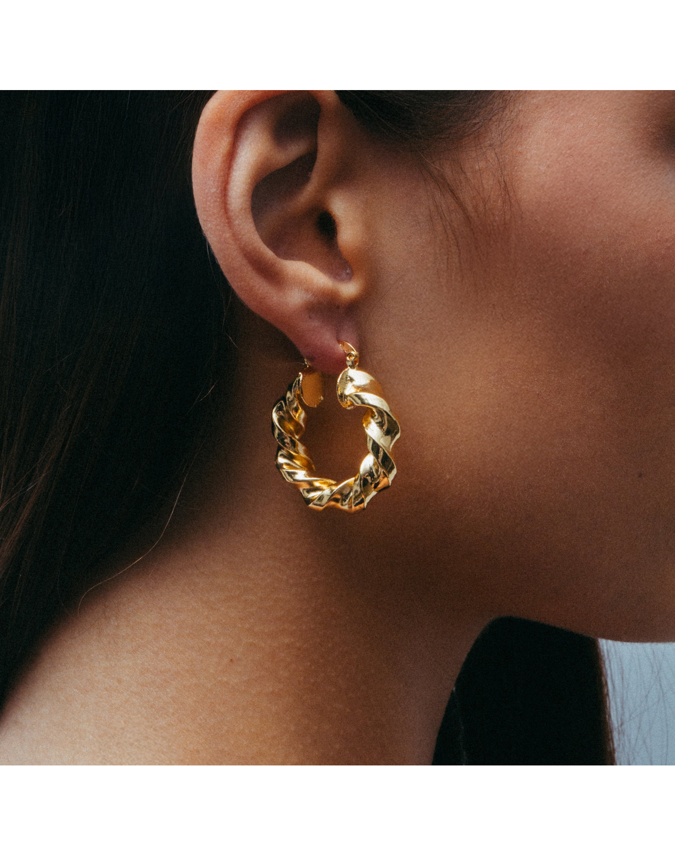 The Twisted Belle Hoop Earrings | Gold Filled