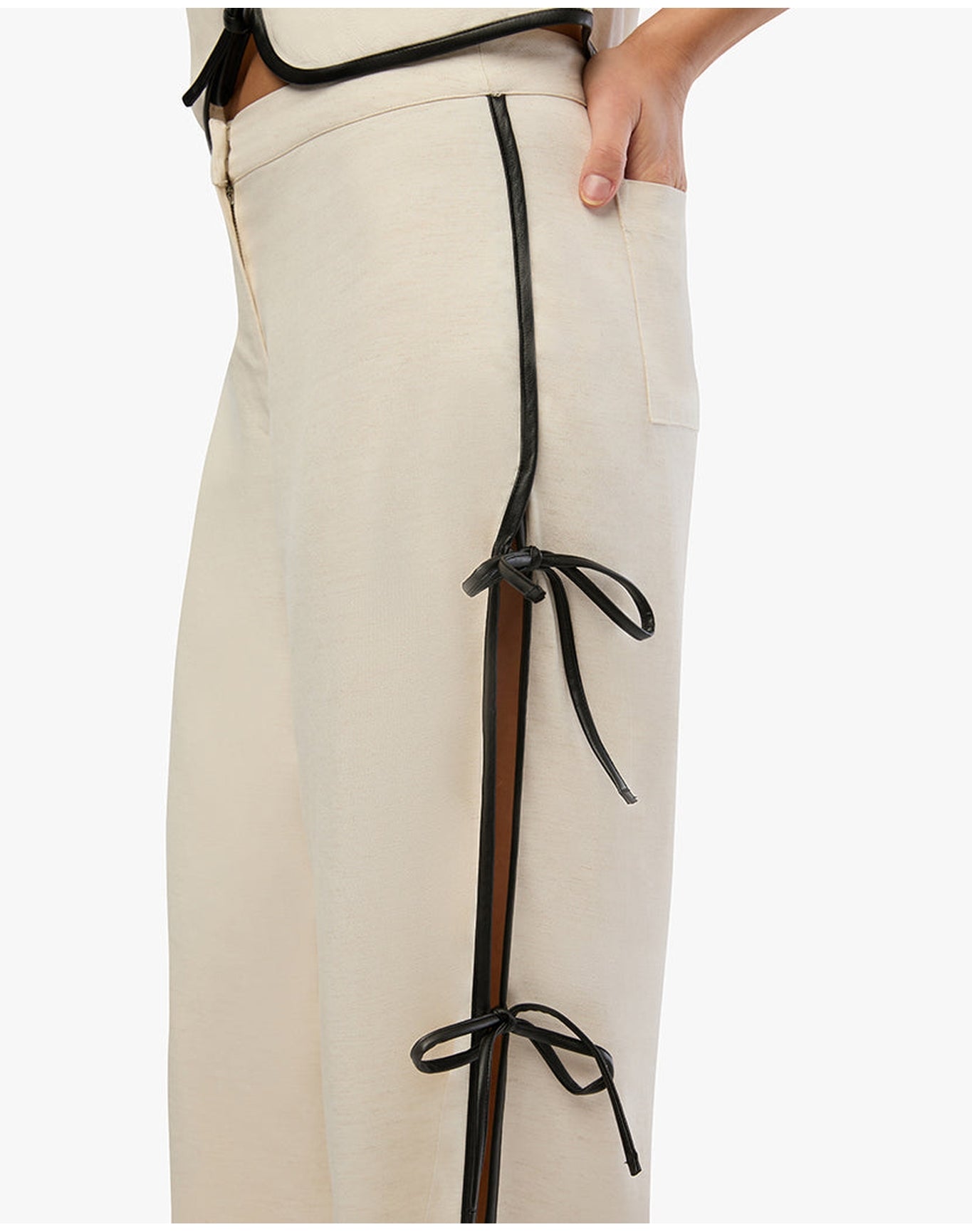 Tie Slit Pant | Ivory x Black