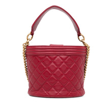 Chanel | Pre-Owned Calfskin Boy Bucket Bag | Red