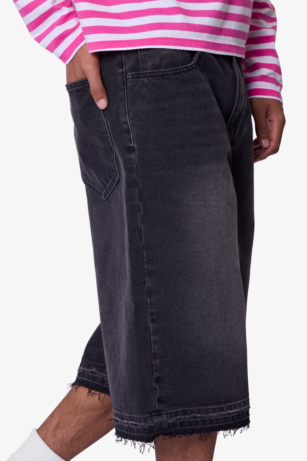 Ultra Baggy Raw Hem Denim Shorts | Washed Black