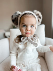 Unisex | Honeycomb Cashmere Bonnet with Animal Print Poms | Beige