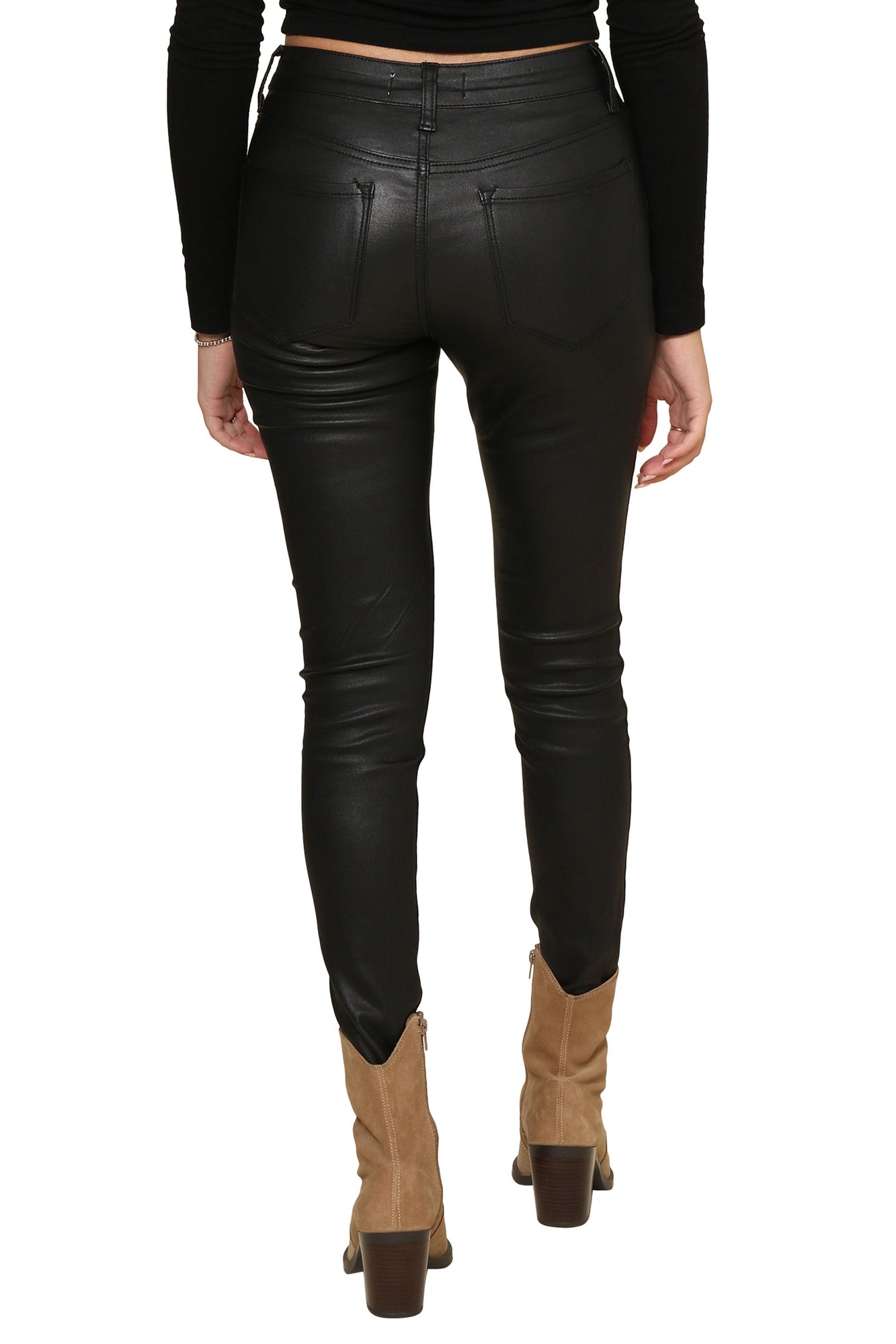 Vervet | Medium Brew Mid Rise Coated Skinny | Black