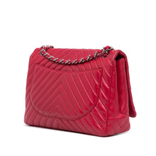 Chanel | Pre-Owned Maxi Classic Chevron Lambskin Single Flap | Pink/Dark Pink