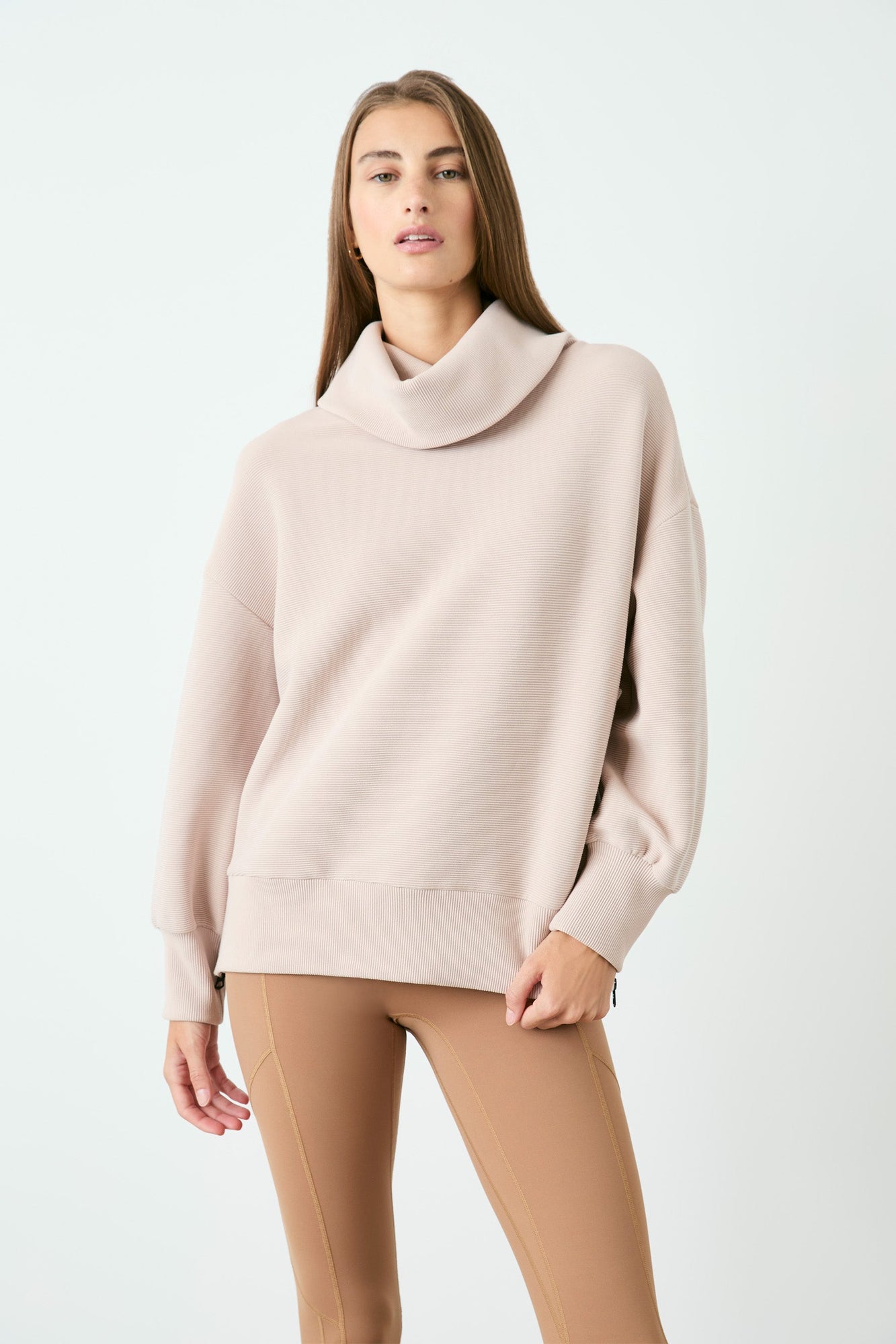 Varley | Milton Sweatshirt | Mushroom