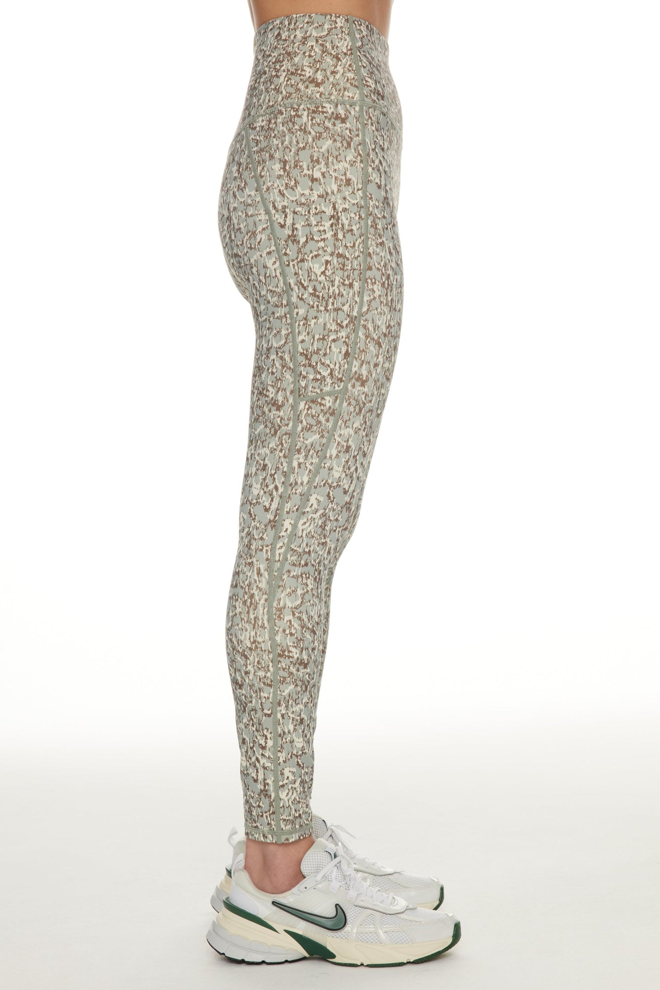 Varley | Form High Pocket Legging 25 | Seagrass Sketched Leopard