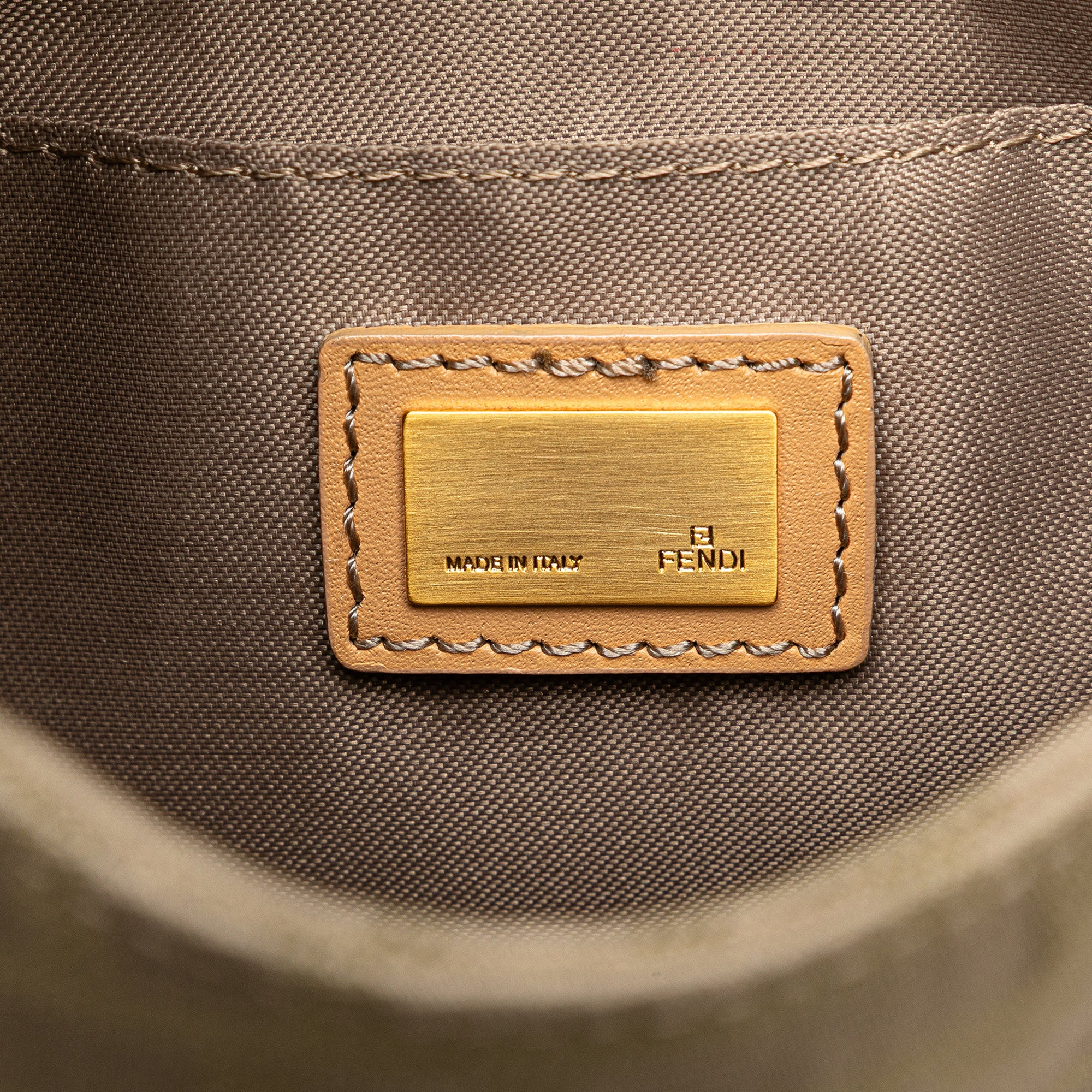 Fendi | Pre-Owned Zucca Canvas Shoulder Bag | Brown/Light Beige