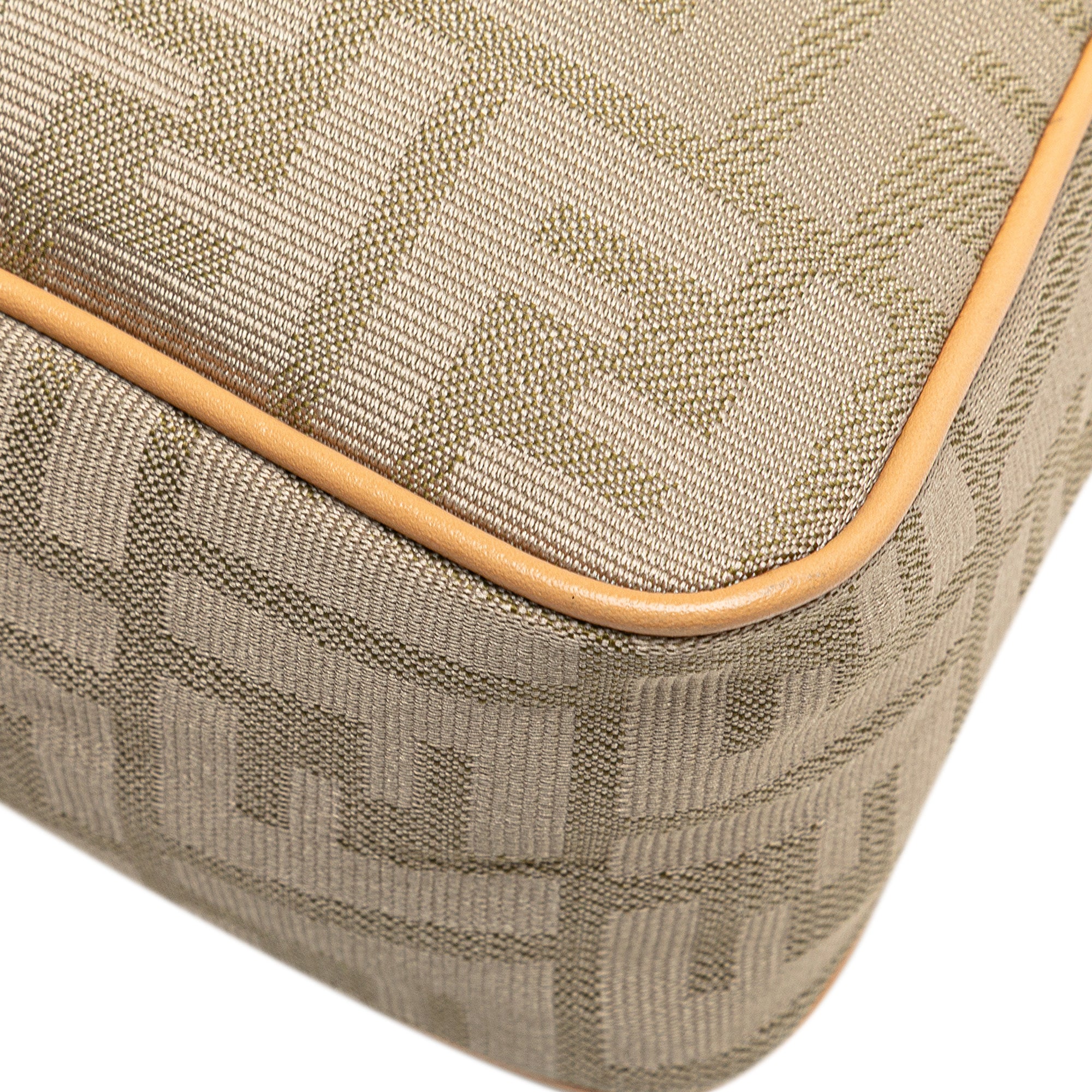 Fendi | Pre-Owned Zucca Canvas Shoulder Bag | Brown/Light Beige