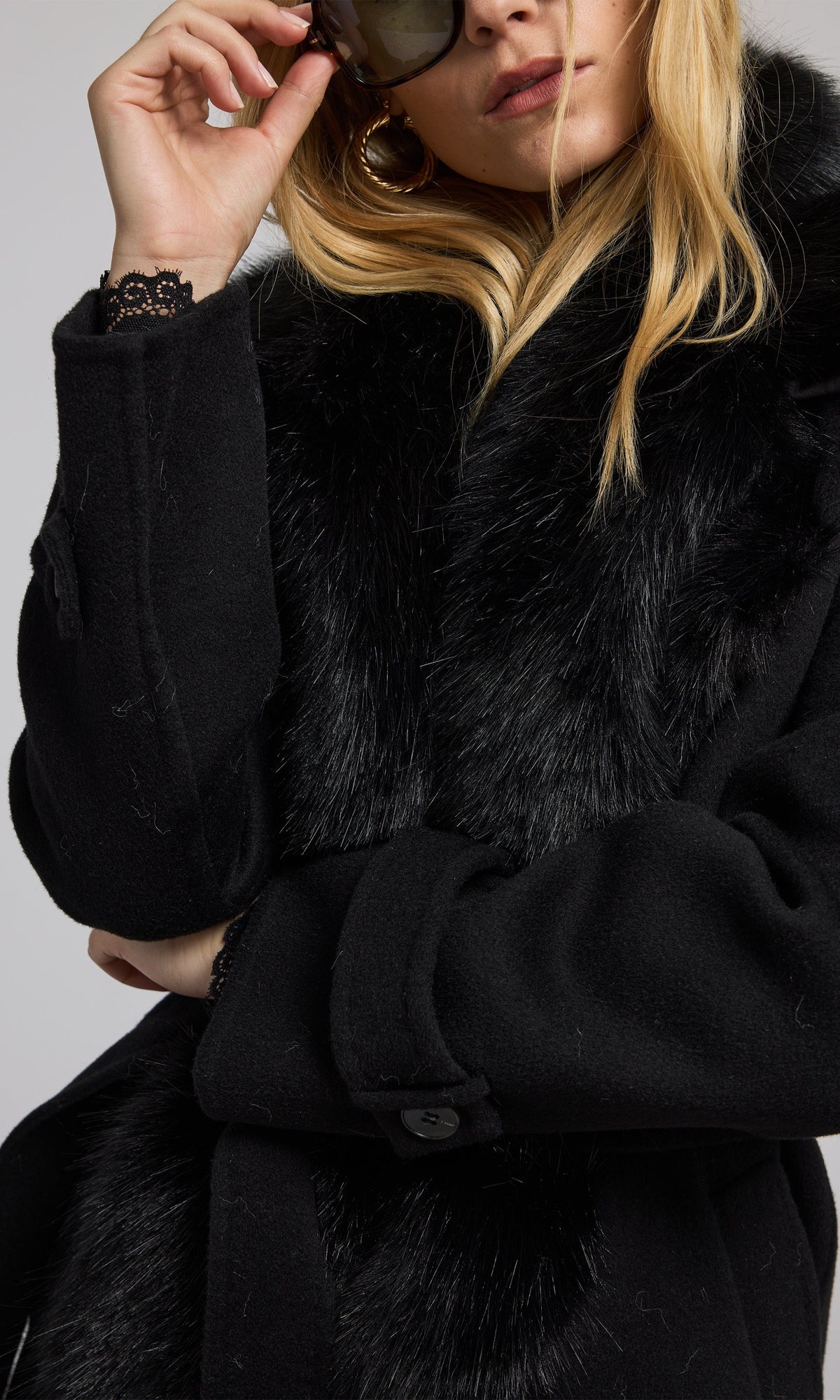 Annakin Faux Fur Collar Wool Coat | Black