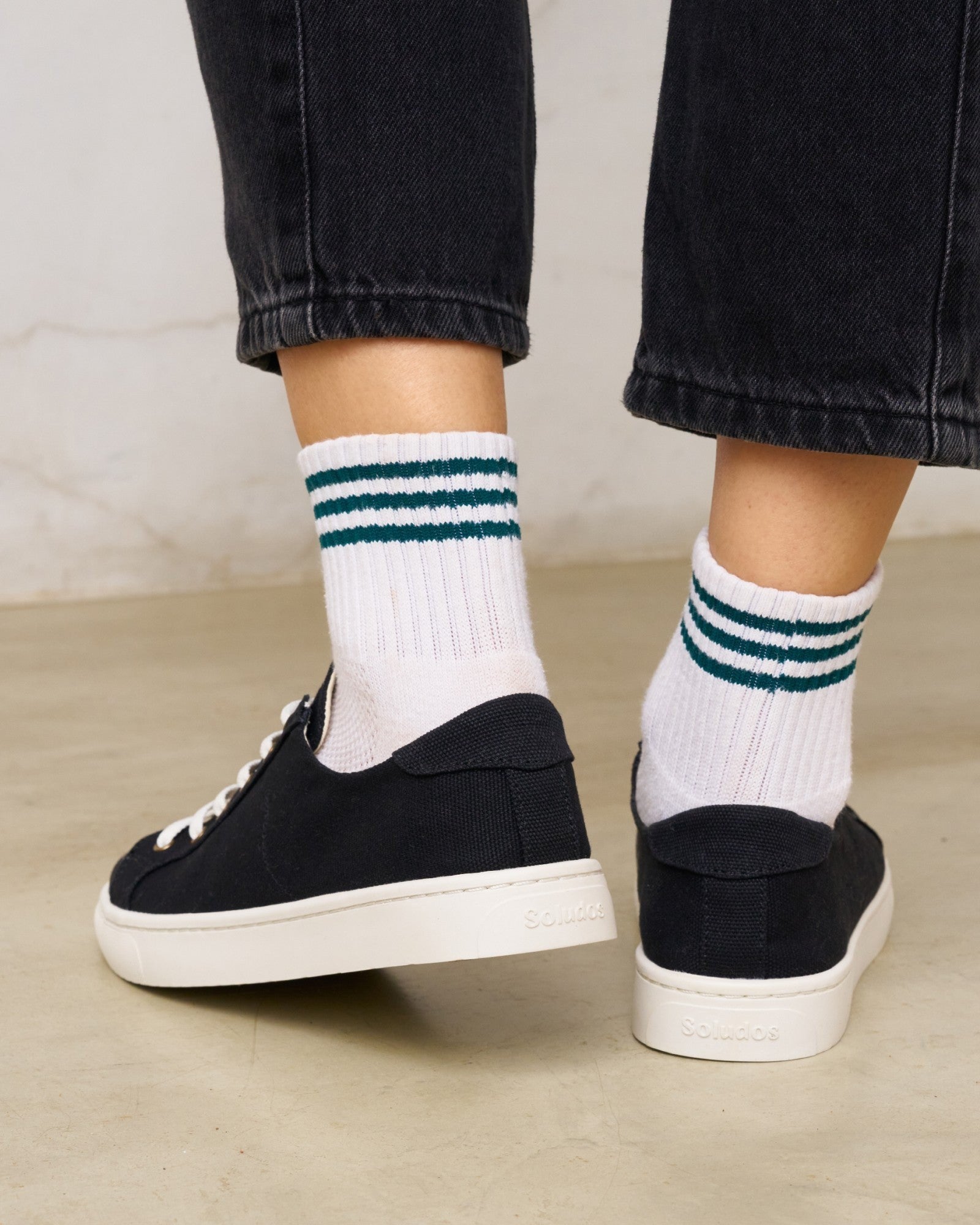 Womens | Ibiza Canvas Sneaker | Noche Black