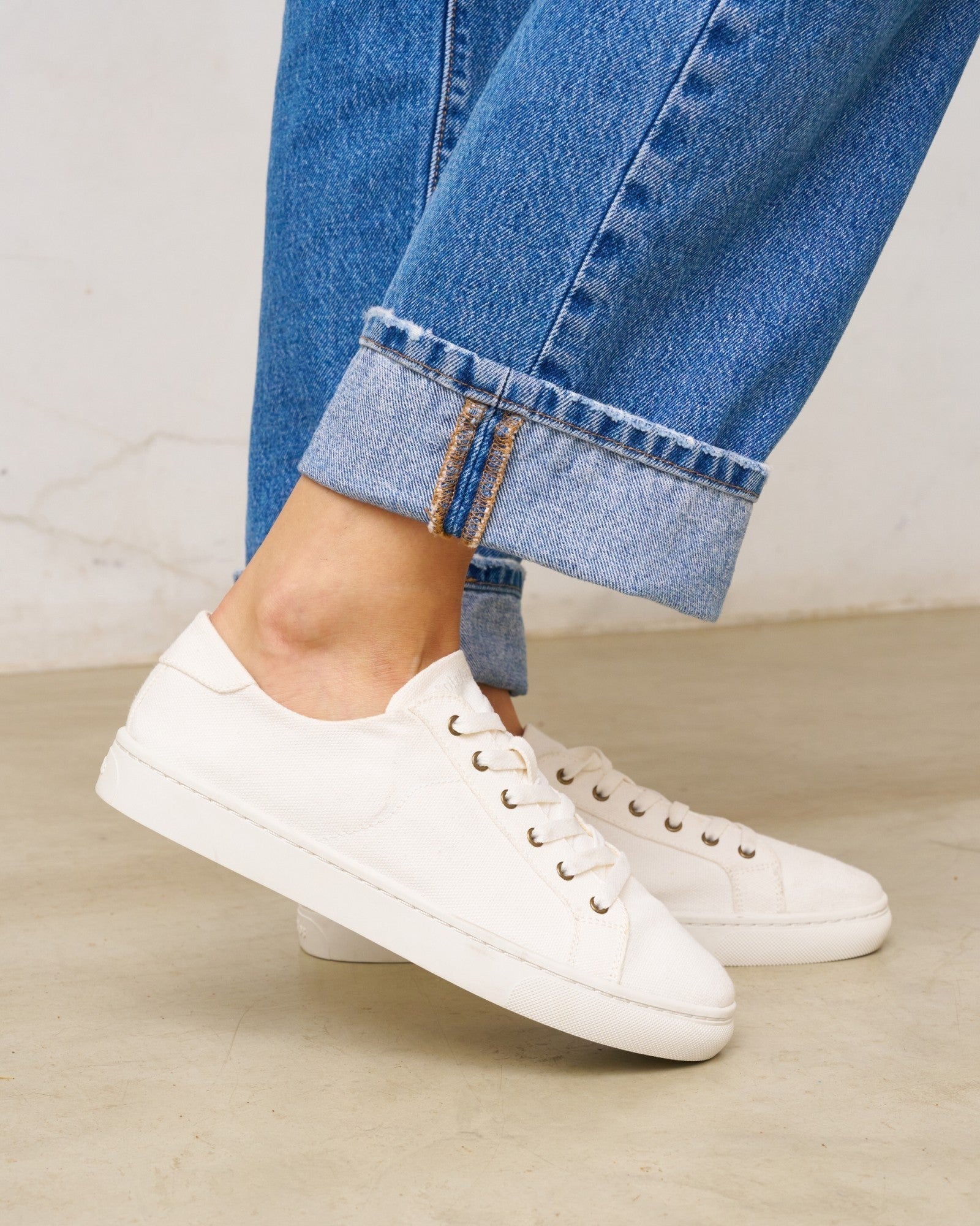 Womens | Ibiza Canvas Sneaker | La Concha Ivory