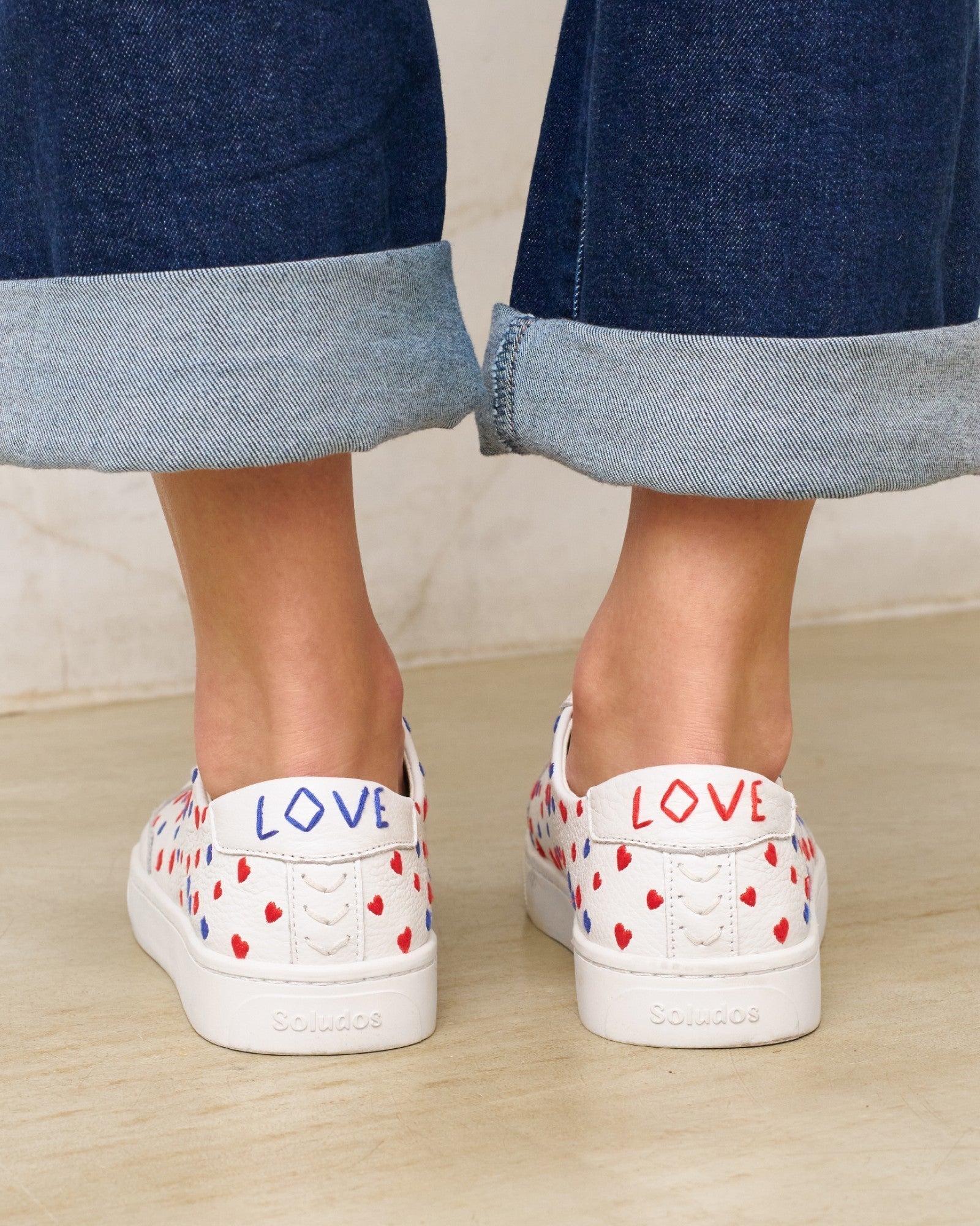 Womens | Ibiza Classic Sneaker | Embroidery | Oasis White/Hearts