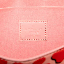 Louis Vuitton | Pre-Owned Monogram Vernis Jungle Dots Pochette Felicie | Pink