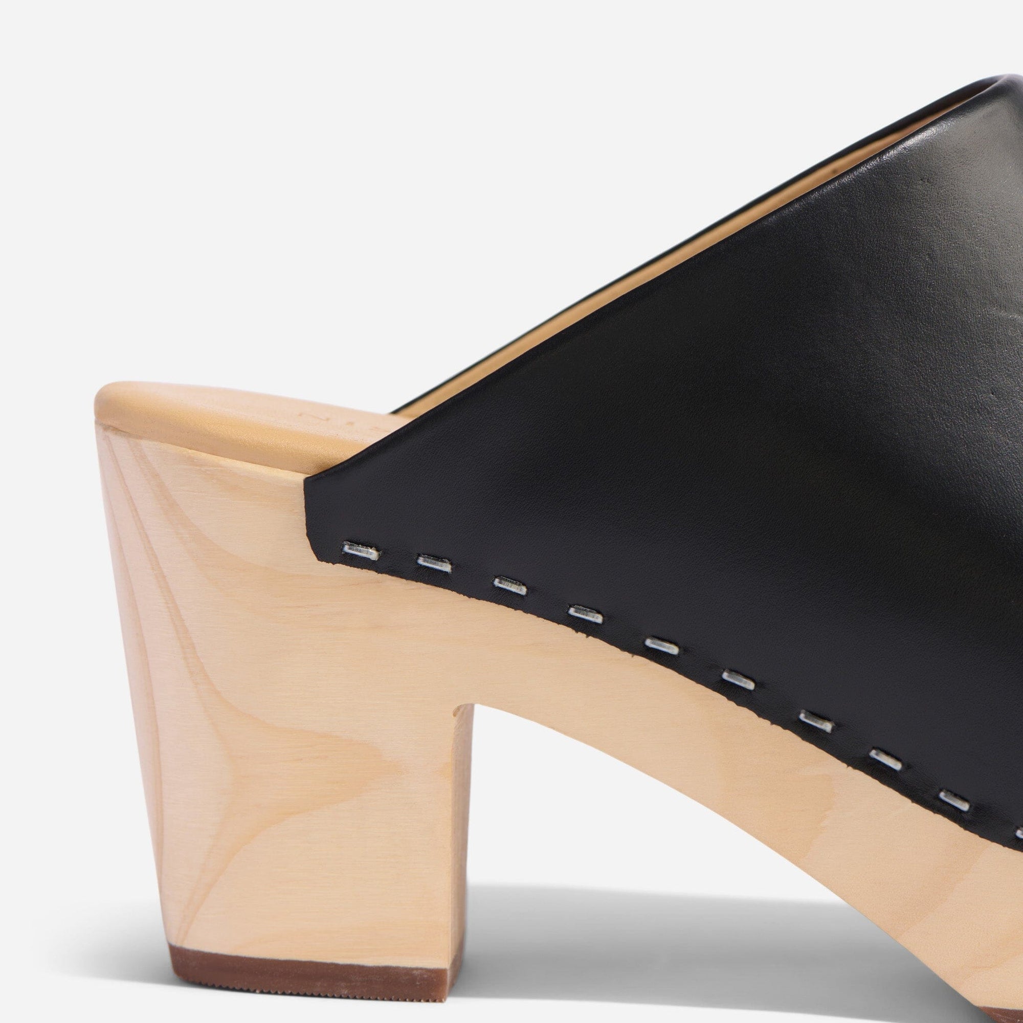 All-Day Heeled Clog Black Women's Leather Clog Nisolo
