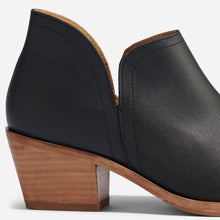 Womens | Mia Everyday Ankle Bootie | Black