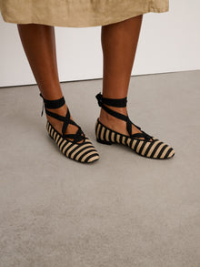Women | Juliet Italian Flat | Striped Washed Canvas Black x Natural