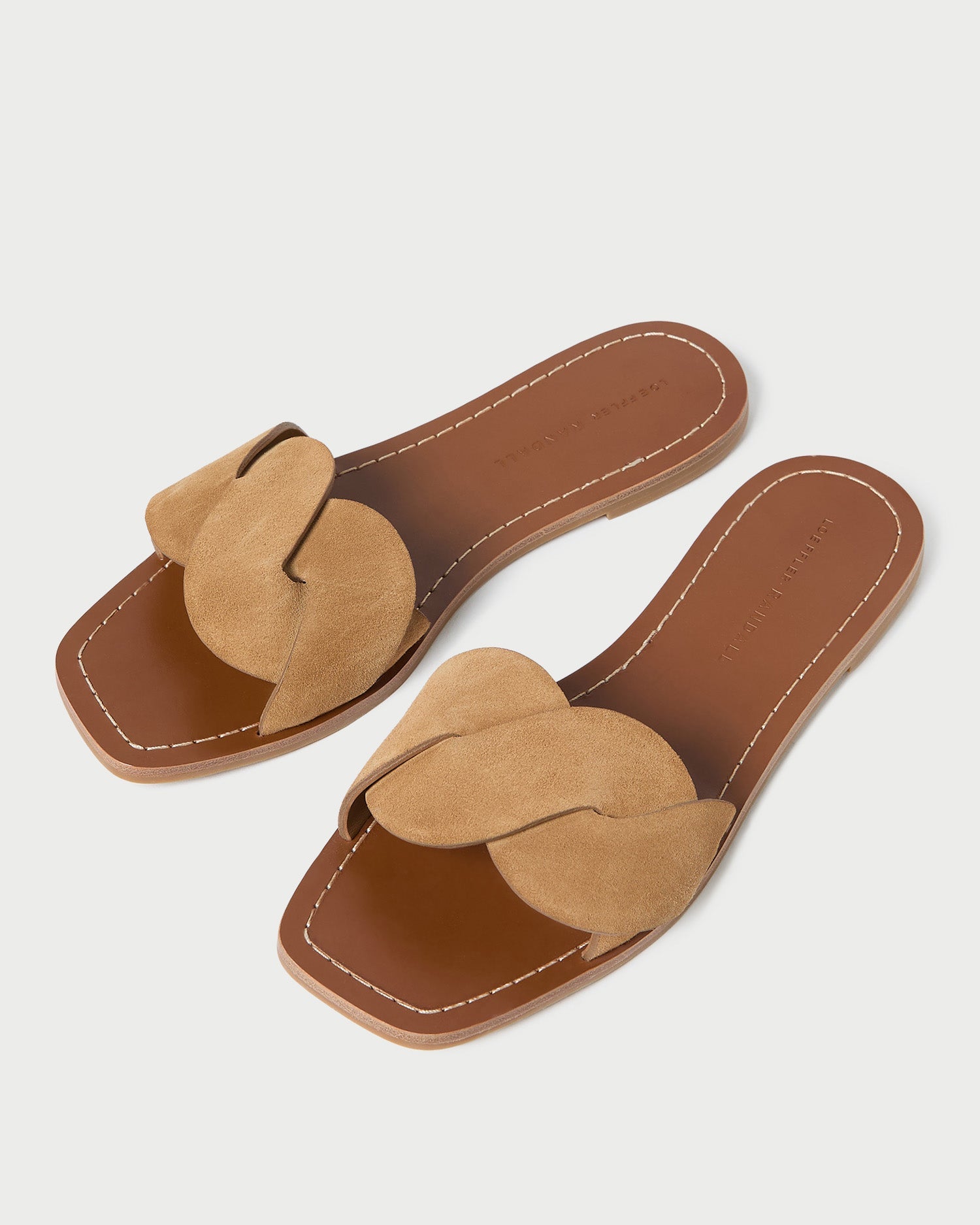 Color: Toffee