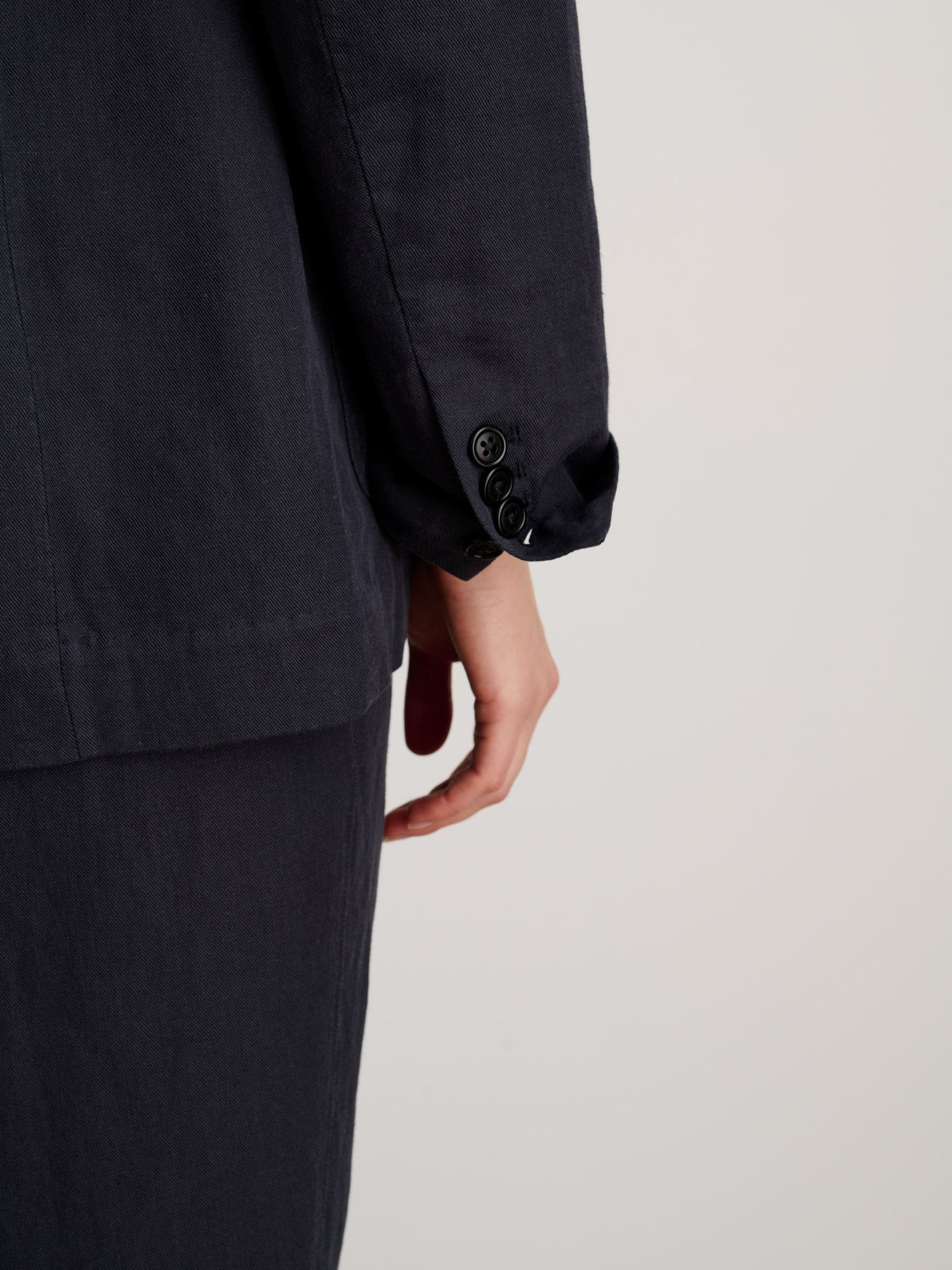 Women | Meggie Blazer | Drapey Twill Washed Black