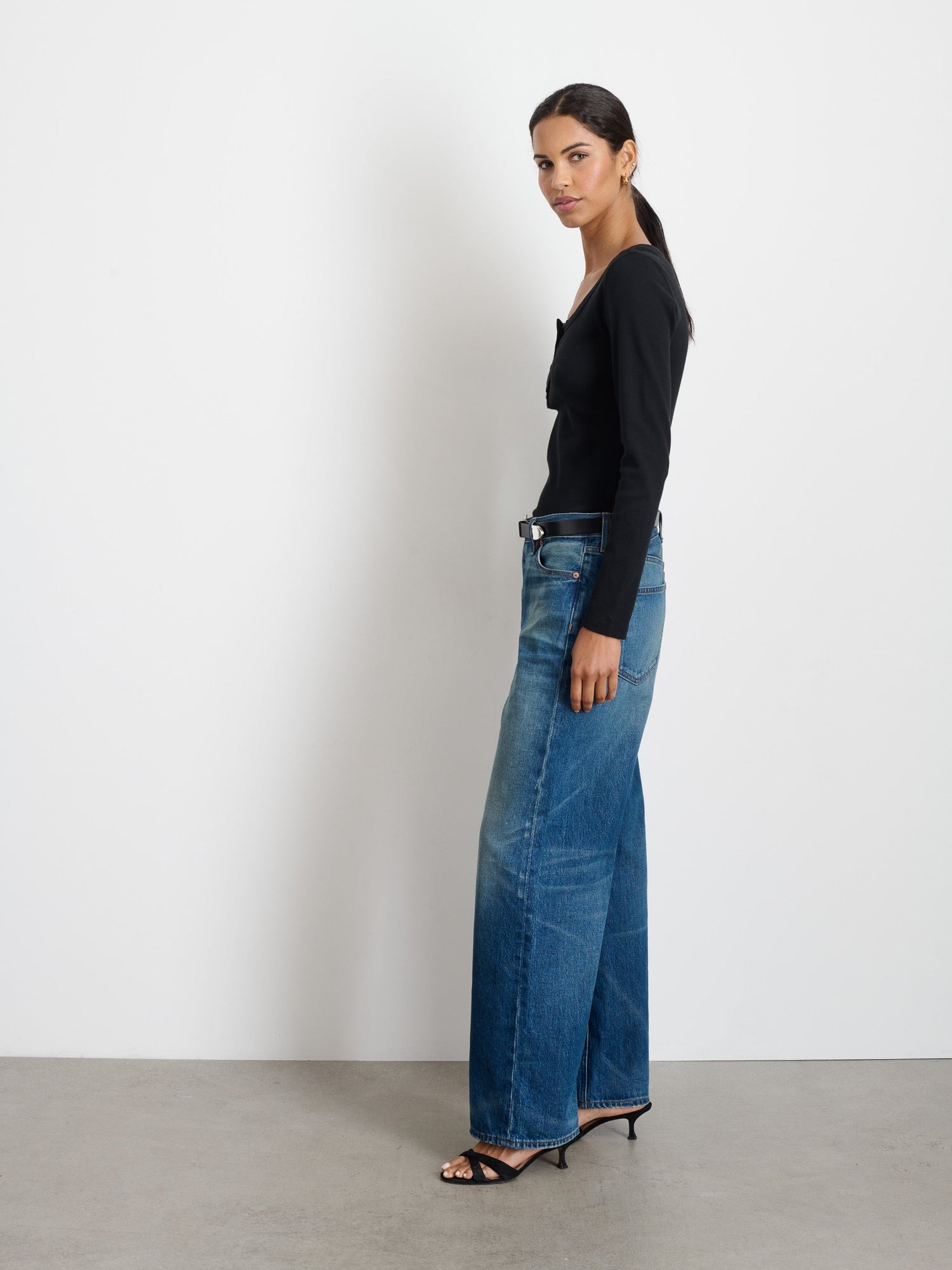 Women | Everyday Ribbed Henley | Black