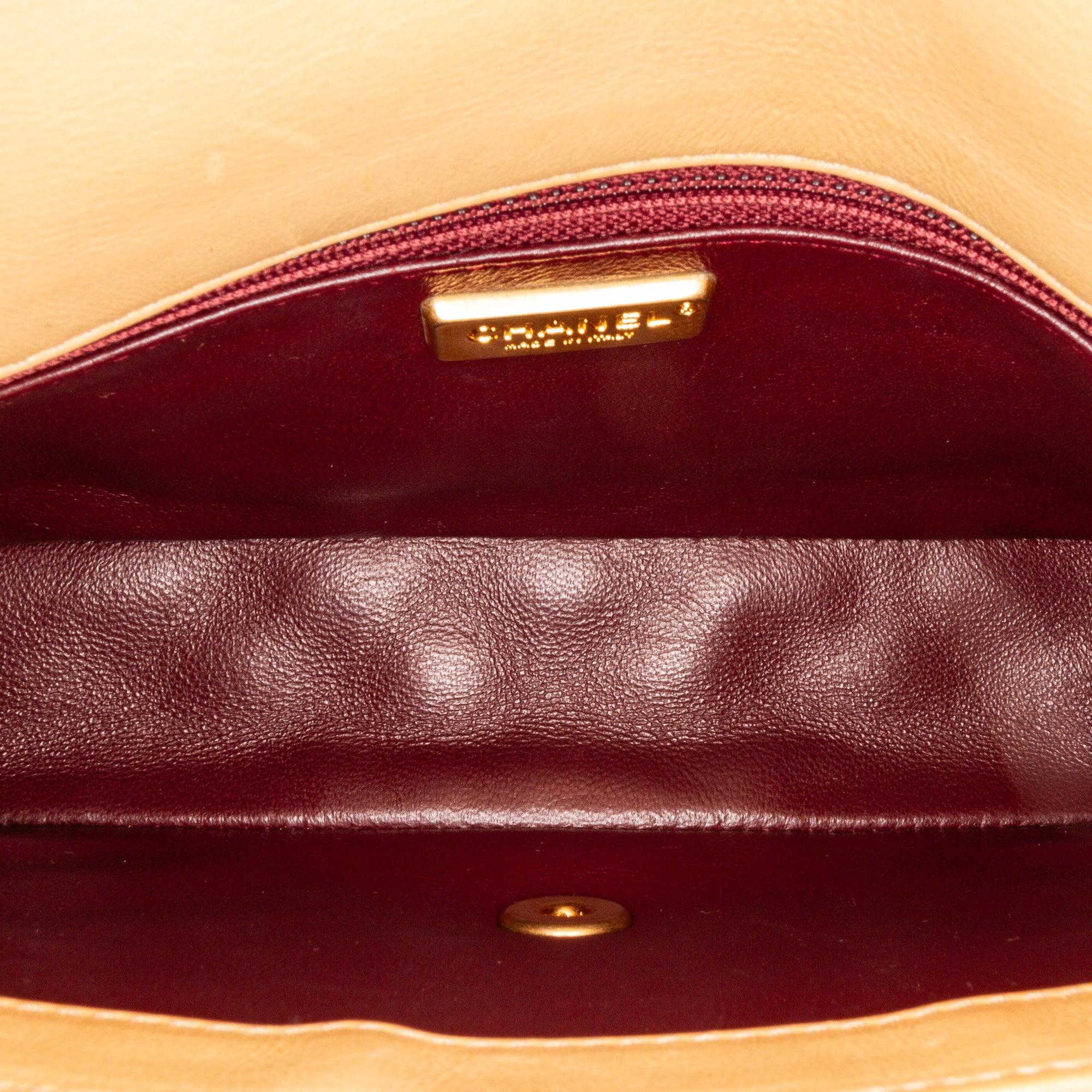 Chanel | Pre-Owned Medium Classic Lambskin Metal Edge Shoulder Bag | Yellow