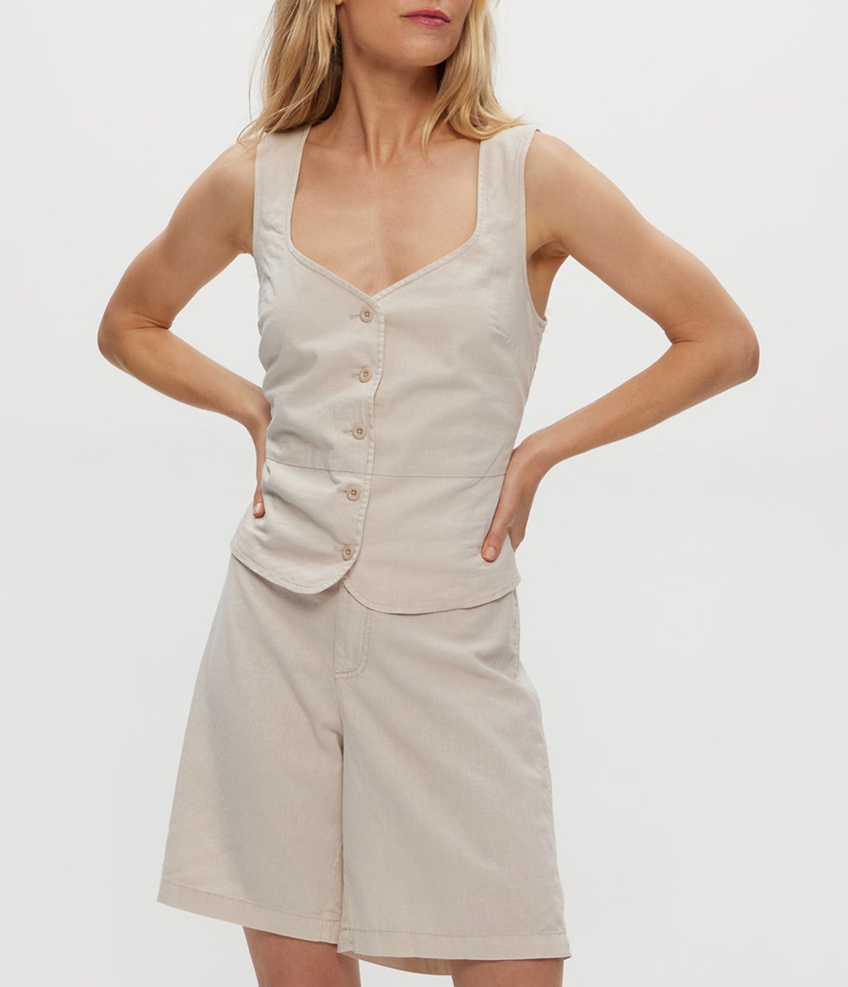 Honey Linen Button Up Vest | Windchime