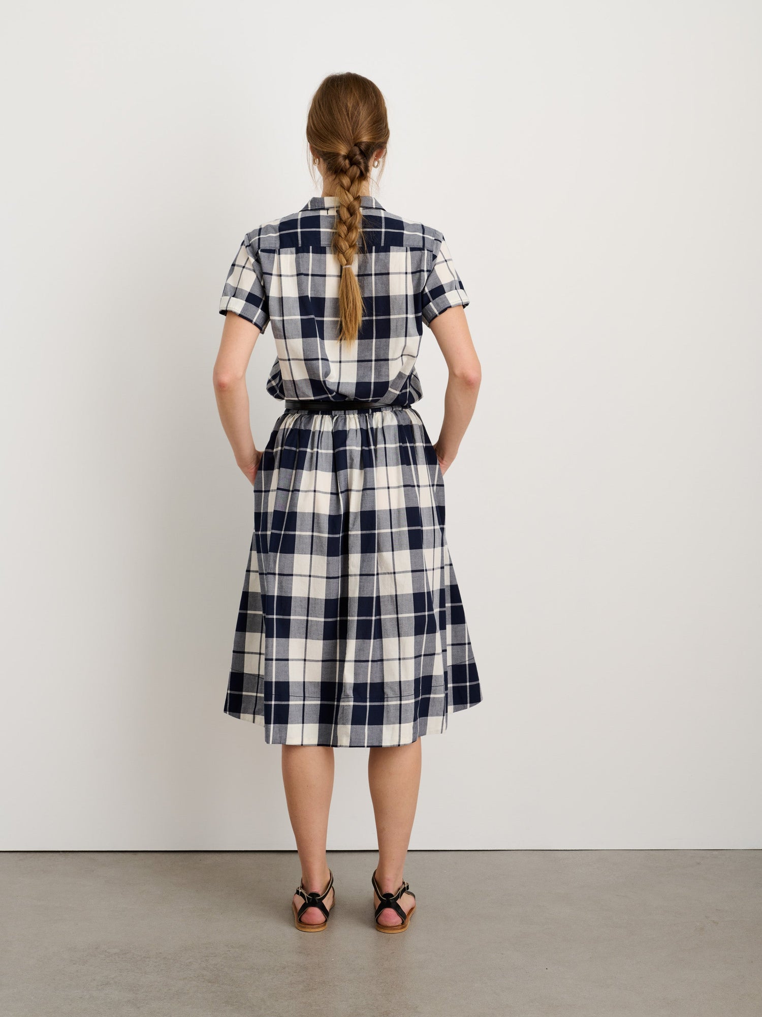 Women | Plaid Skirt | Dark Navy x Ivory