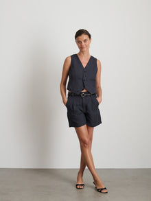 Women | Madeline Pleated Shorts | Twill Washed Black