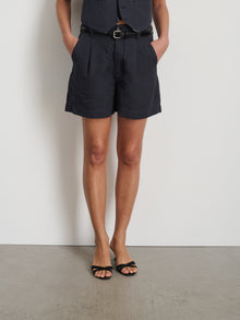 Women | Madeline Pleated Shorts | Twill Washed Black