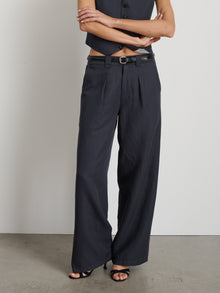 Women | Madeline Pleat Trouser | Twill Washed Black