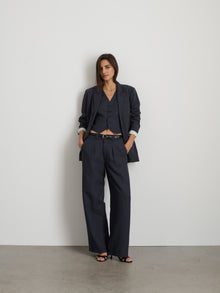 Women | Madeline Pleat Trouser | Twill Washed Black