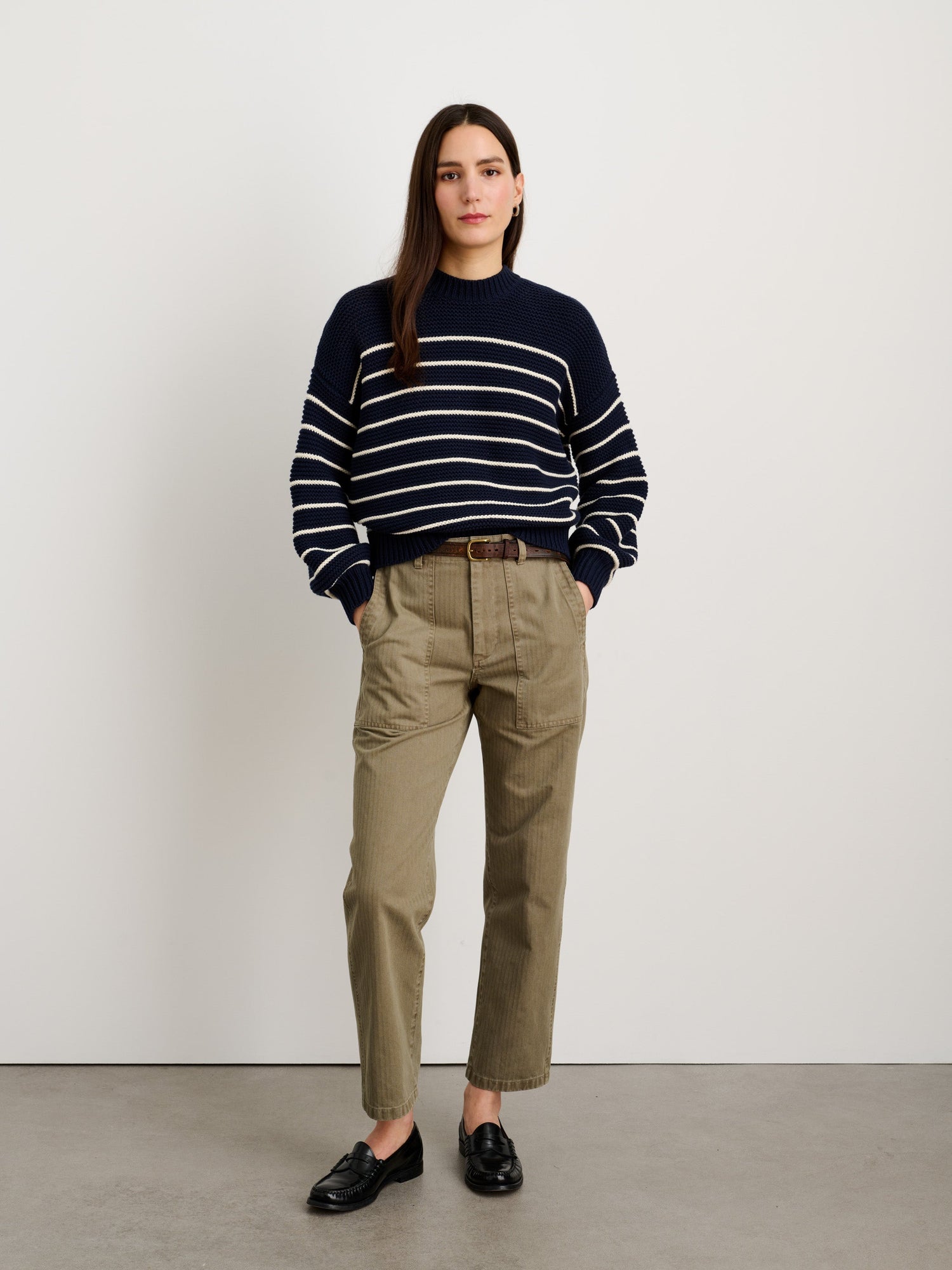 Women | Button-Back Crewneck Sweater | Stripe Dark Navy x Ivory