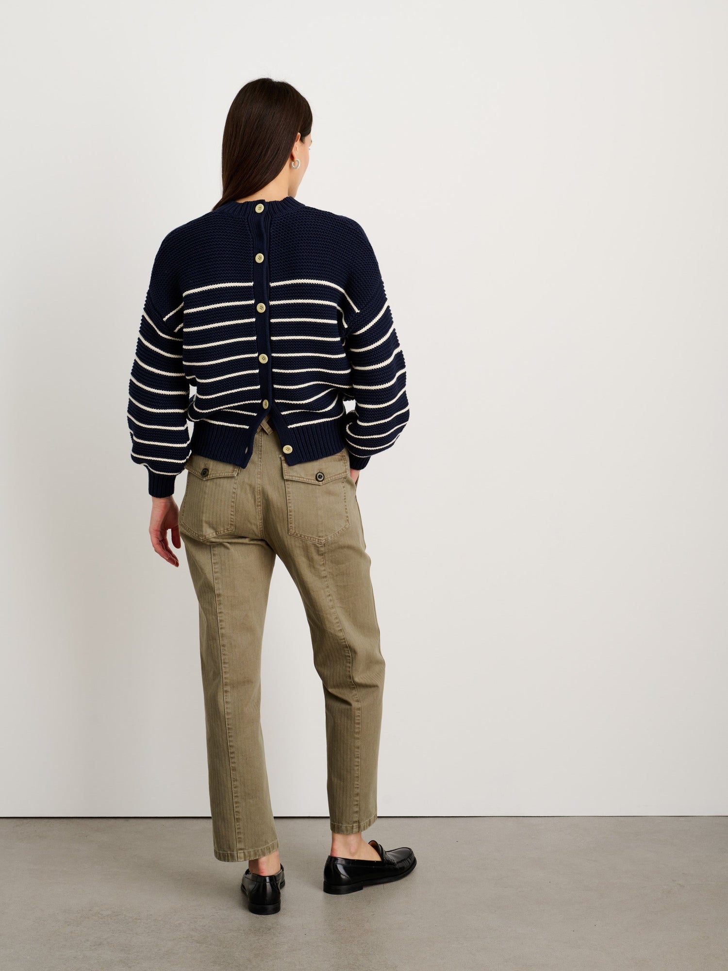 Women | Button-Back Crewneck Sweater | Stripe Dark Navy x Ivory