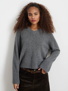 Women | Rowan V-Neck | Cashmere Sterling Grey