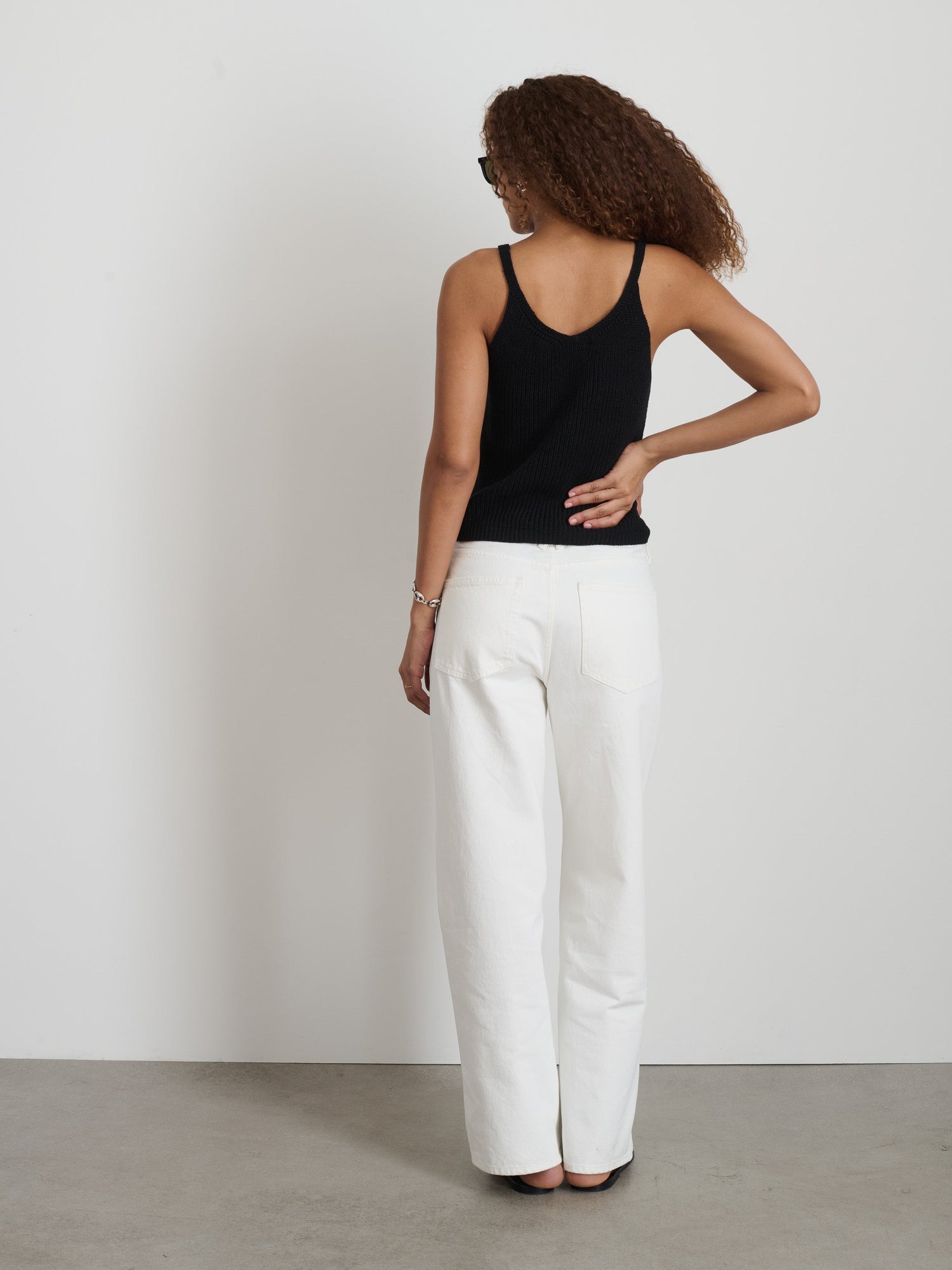 Women | Billie Sweater Tank | True Black