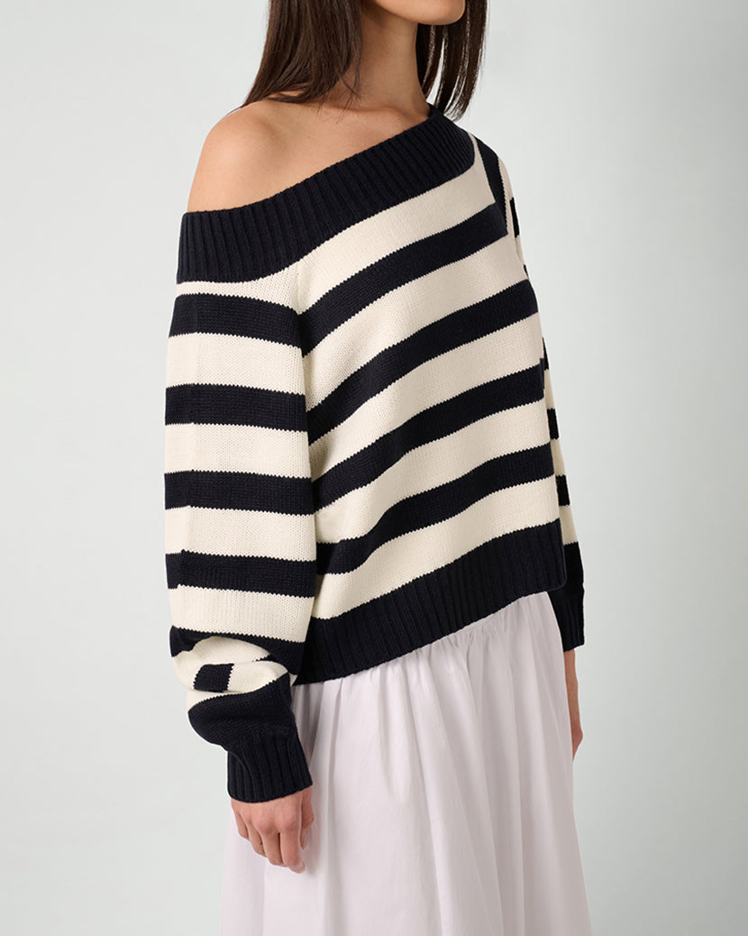 Off Shoulder Sweater | Navy/White