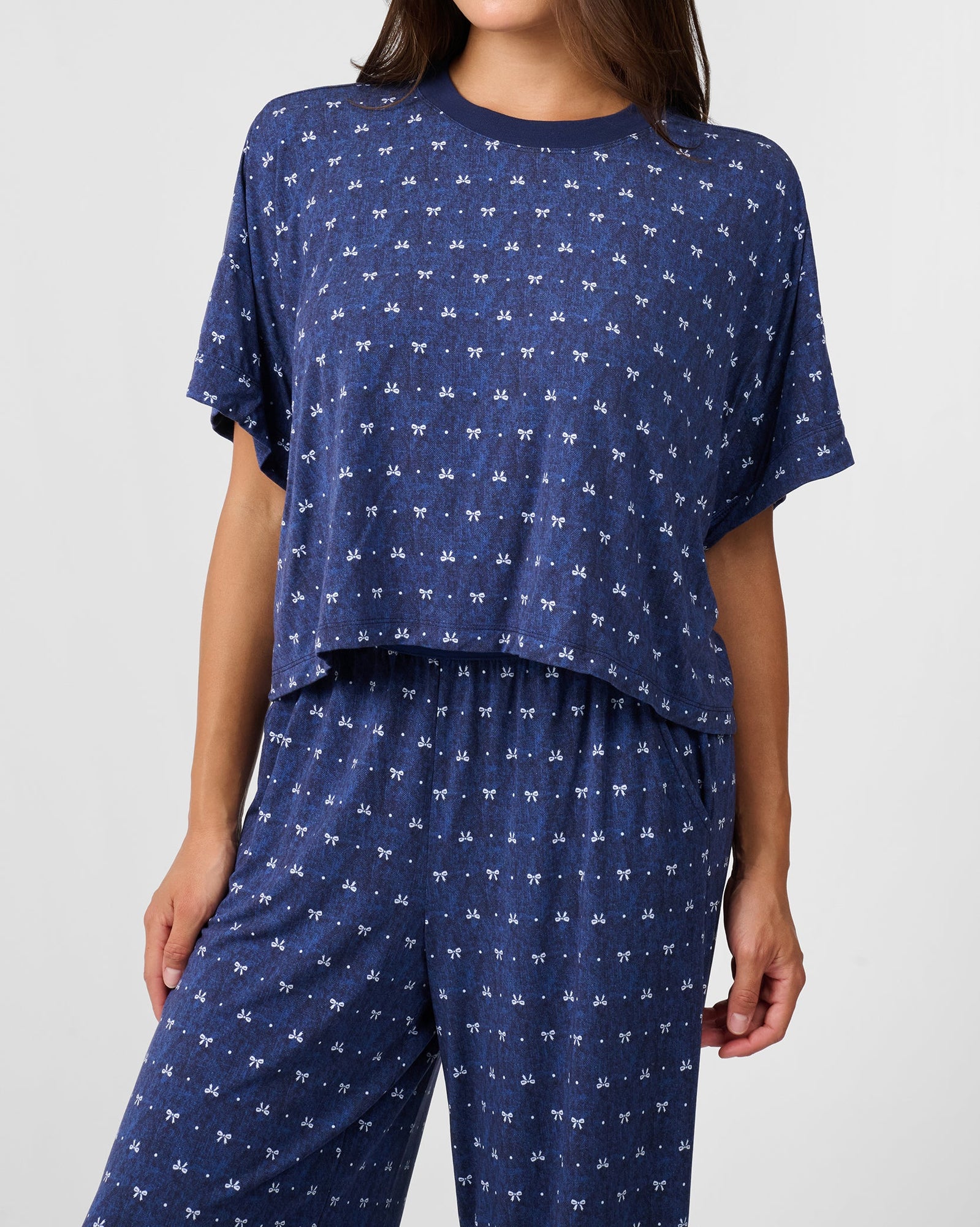 Cropped Sleep Tee | Medium Wash