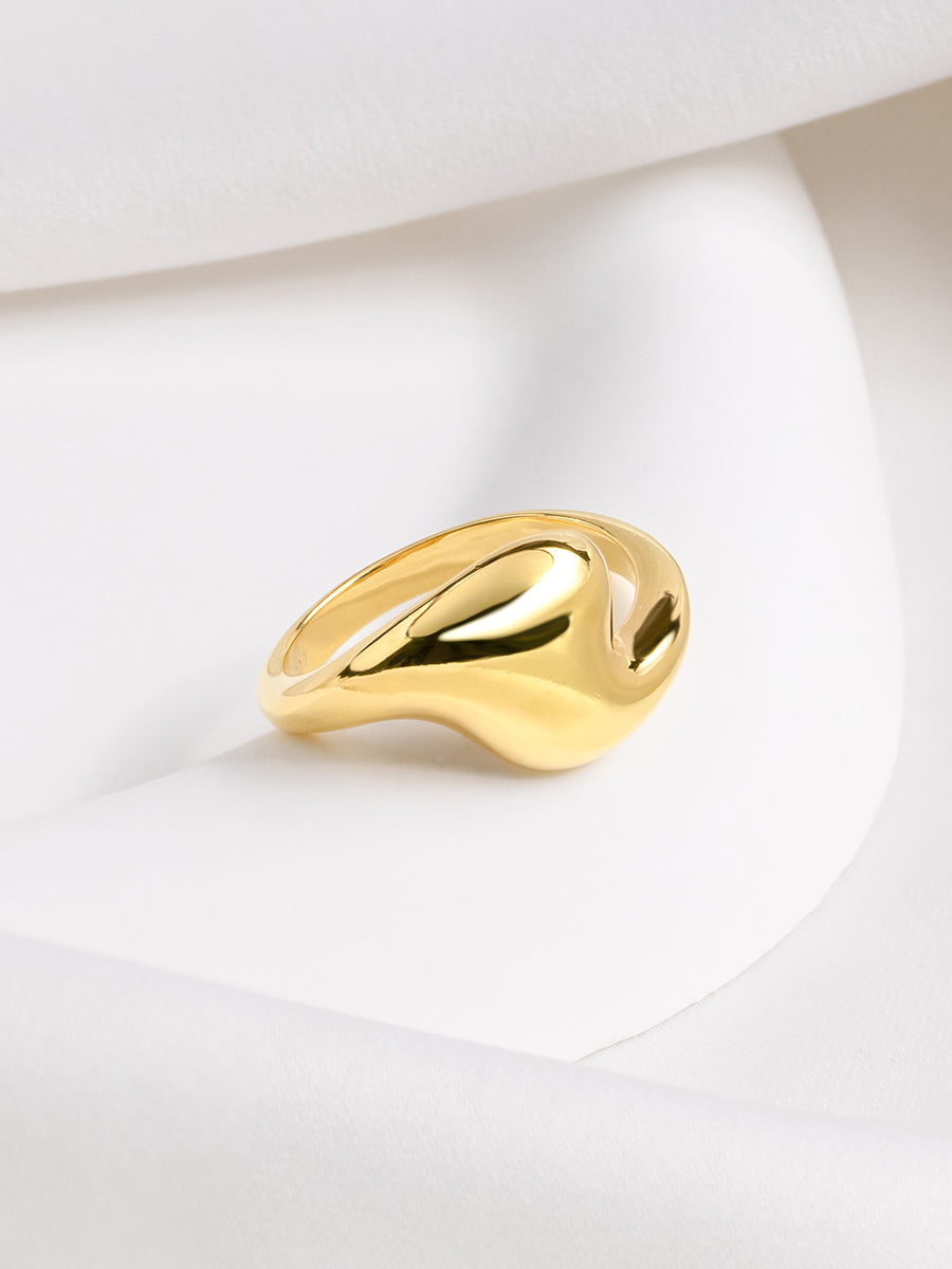 Wave Dome Ring | 14K Gold Vermeil
