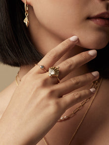 Sundaze Shell Locket Ring | 5A Grade Cubic Zirconia | 14K Gold Plated Brass