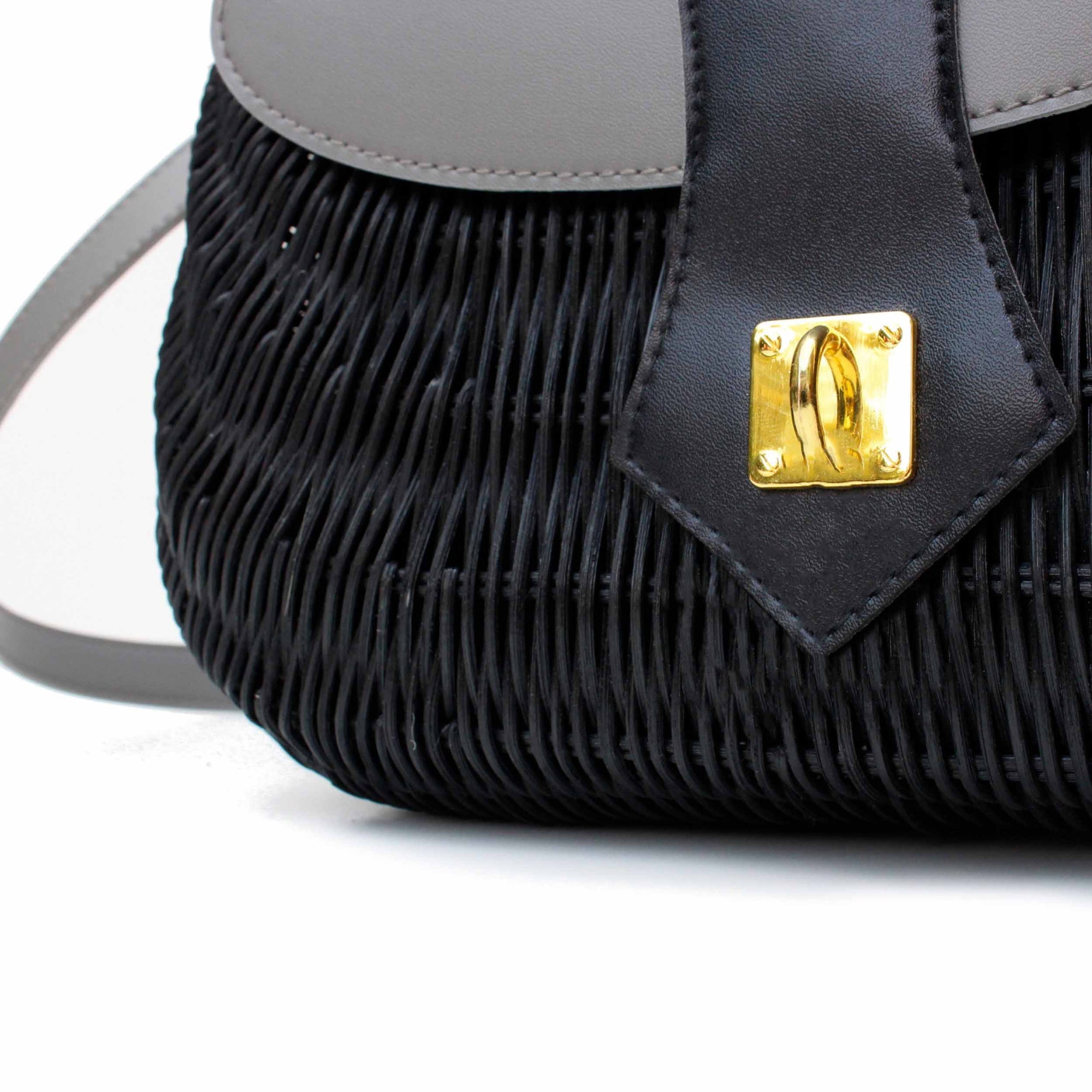 Lulu | Black