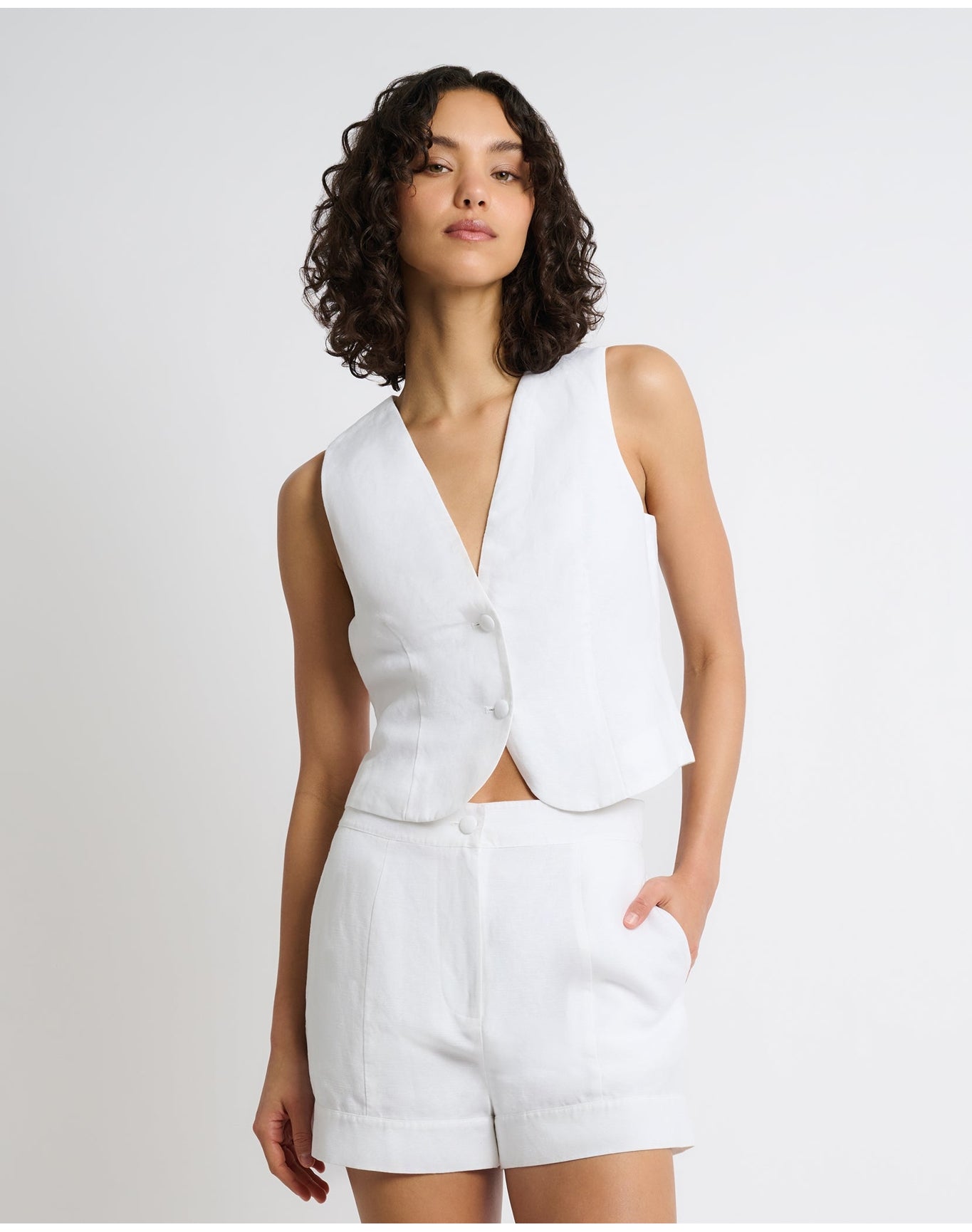 Women | Air Linen Relaxed Vest | White
