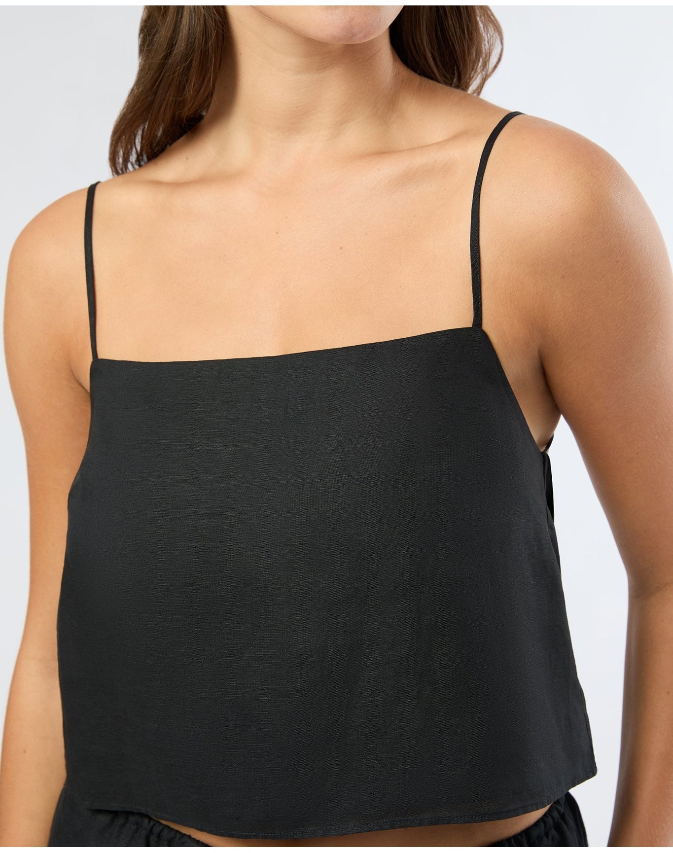 Women | Air Linen Square Neck Tank Top | Black VTAG V2