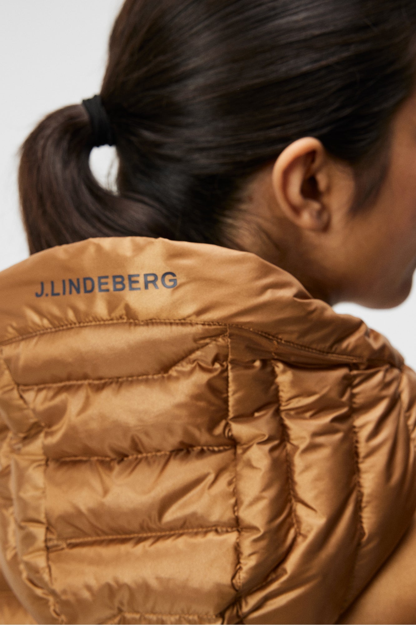 Women | Cliff Light Down Parka | Chipmunk