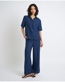 Women | Crinkle Oversized Short Sleeve Button Up Shirt | Deep Navy