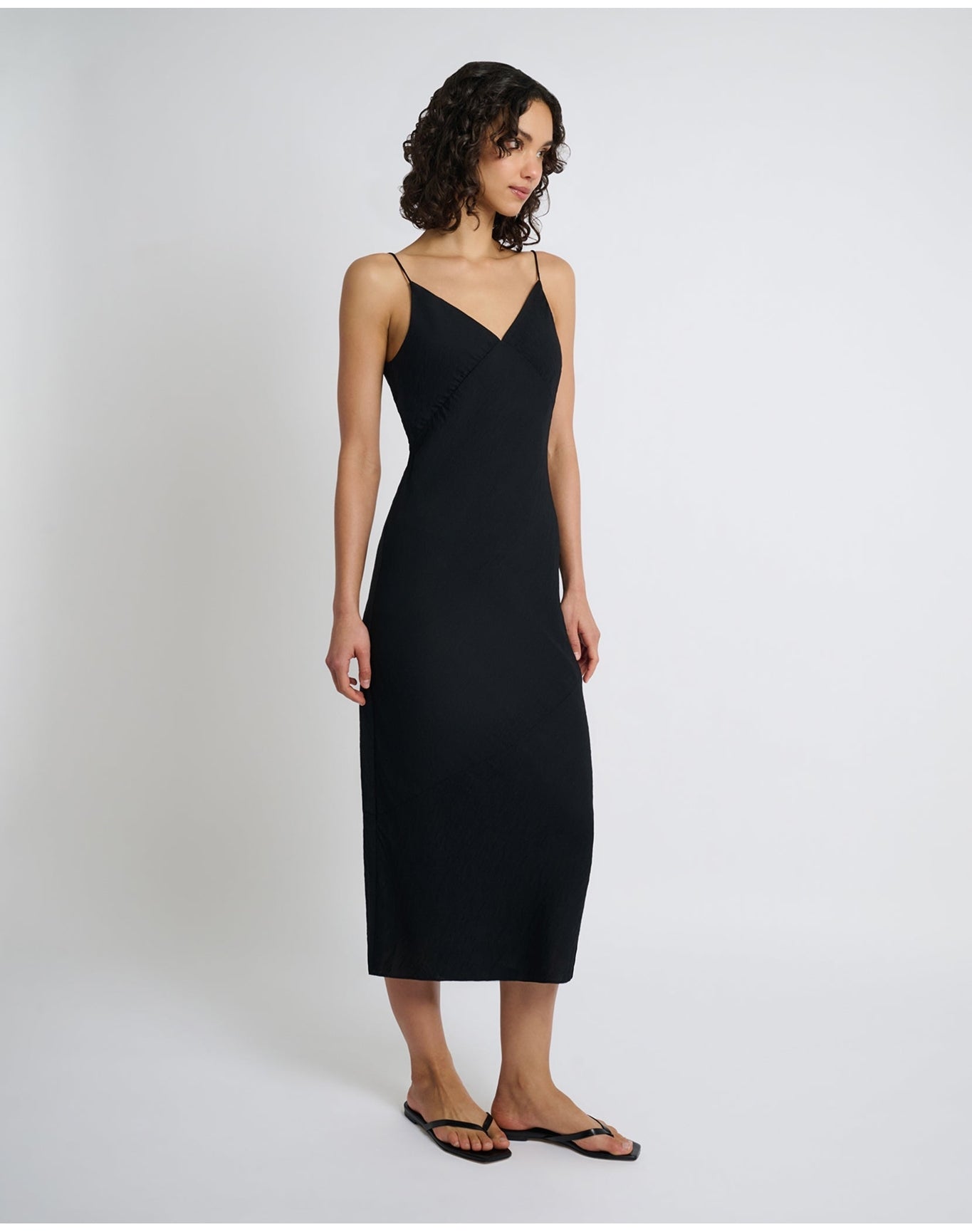 Women | Crinkle Slip Dress | Black