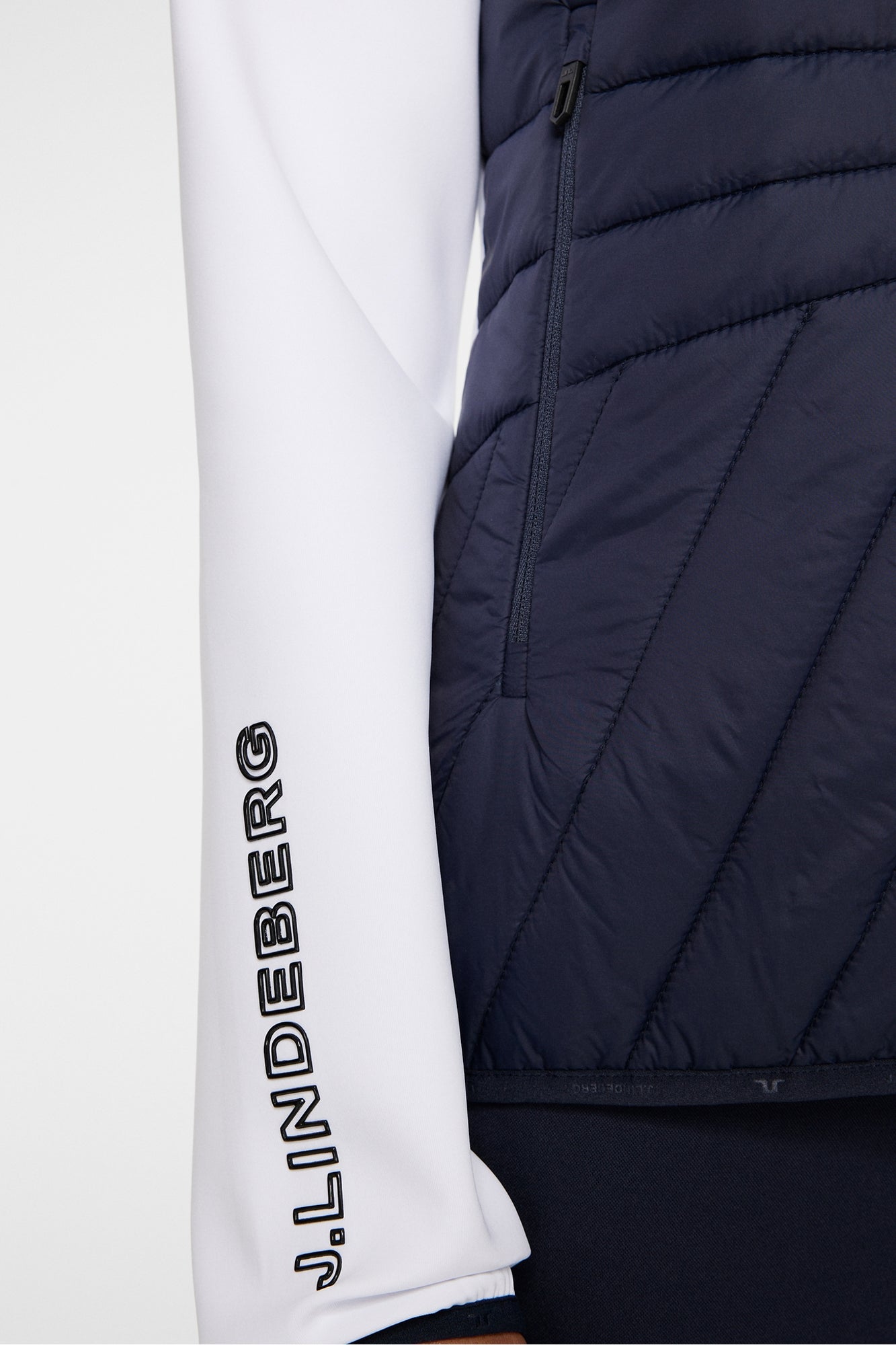 Women | Holma Quilt Hybrid Jacket | JL Navy