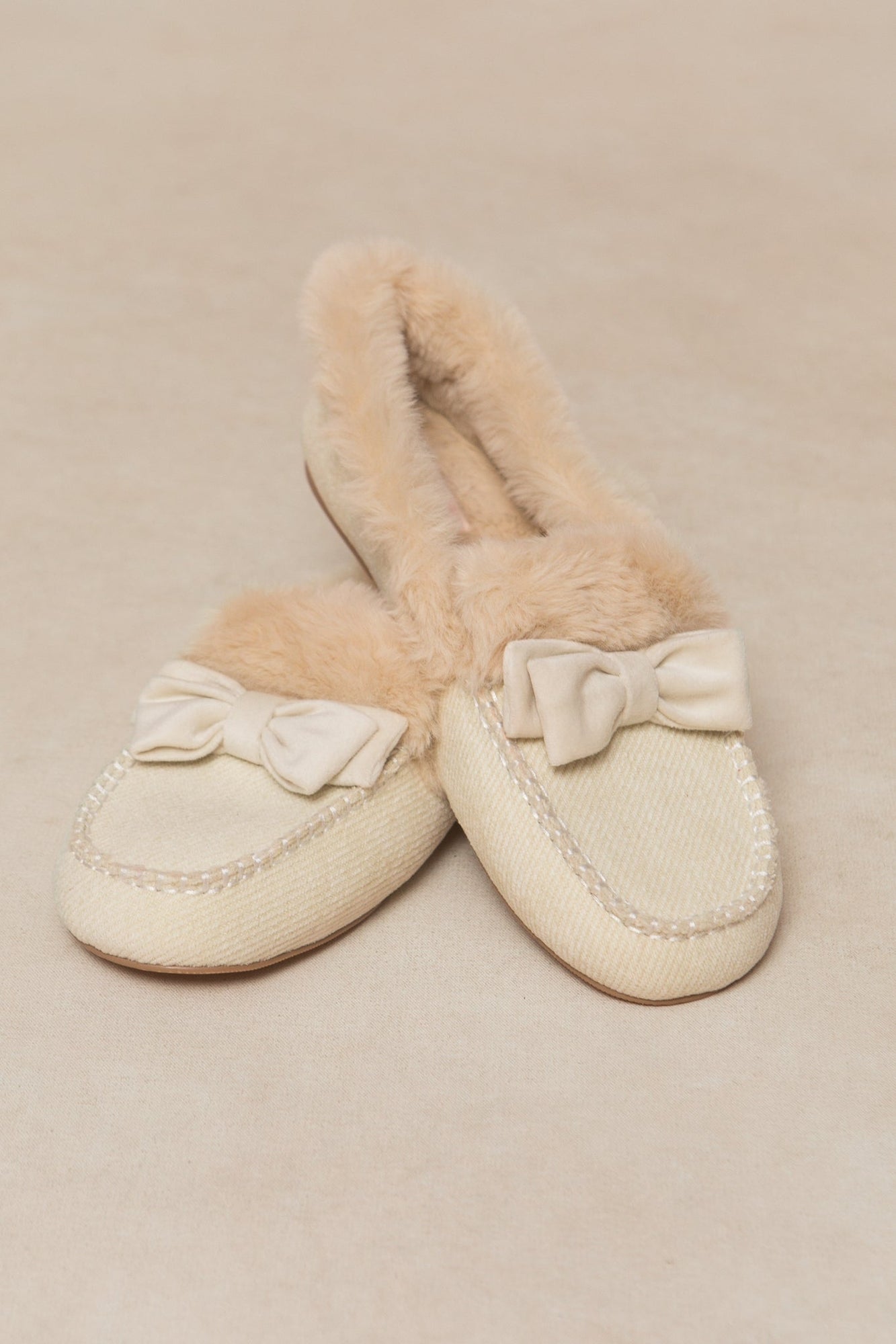 Women | Ivy Bow Slippers | Cream