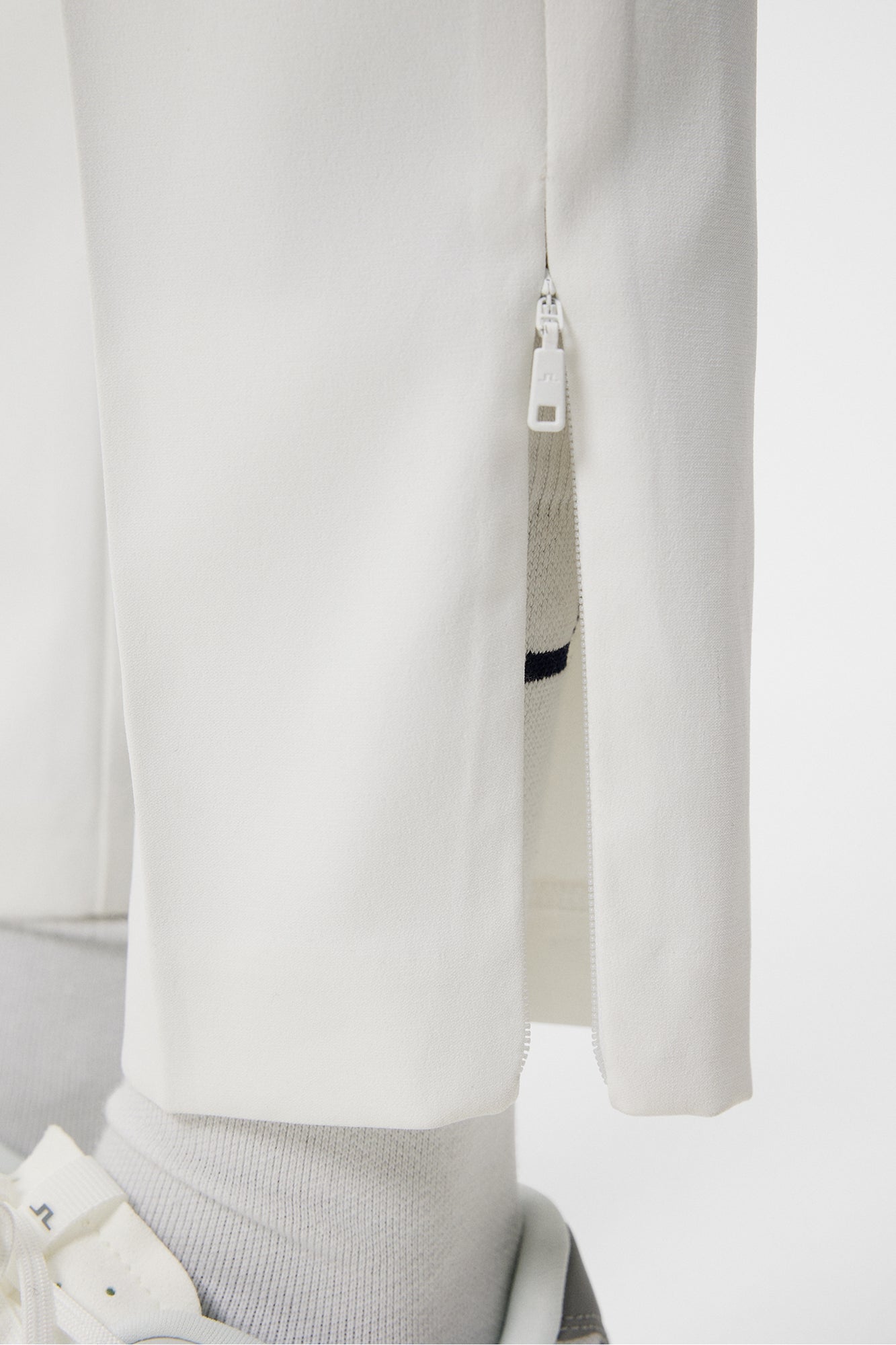Women | Pia Pant | White (V3)