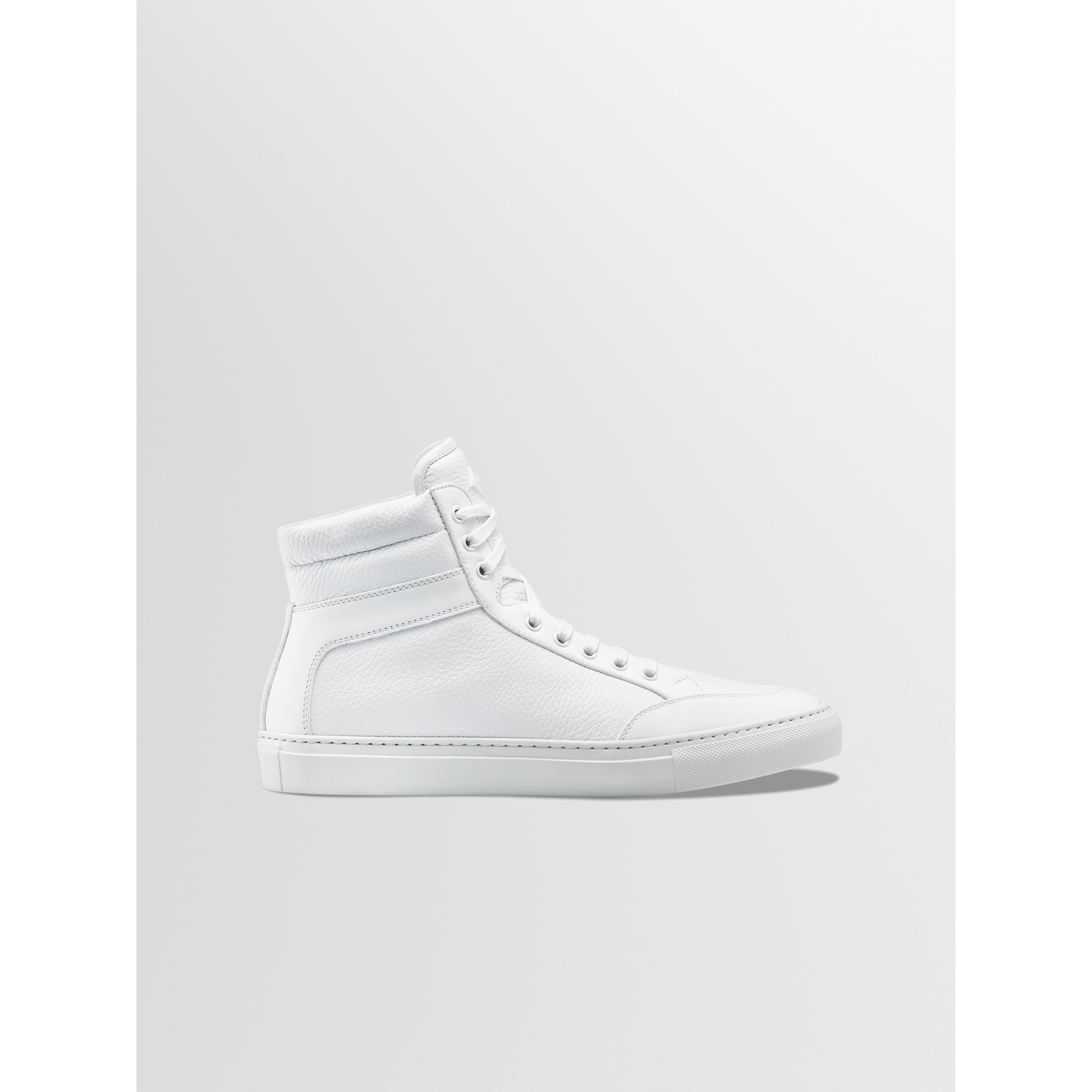 Women | Primo in Triple White