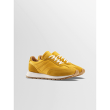 Women | Retro Runner in Saffron