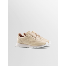 Women | Retro Runner in Vanilla