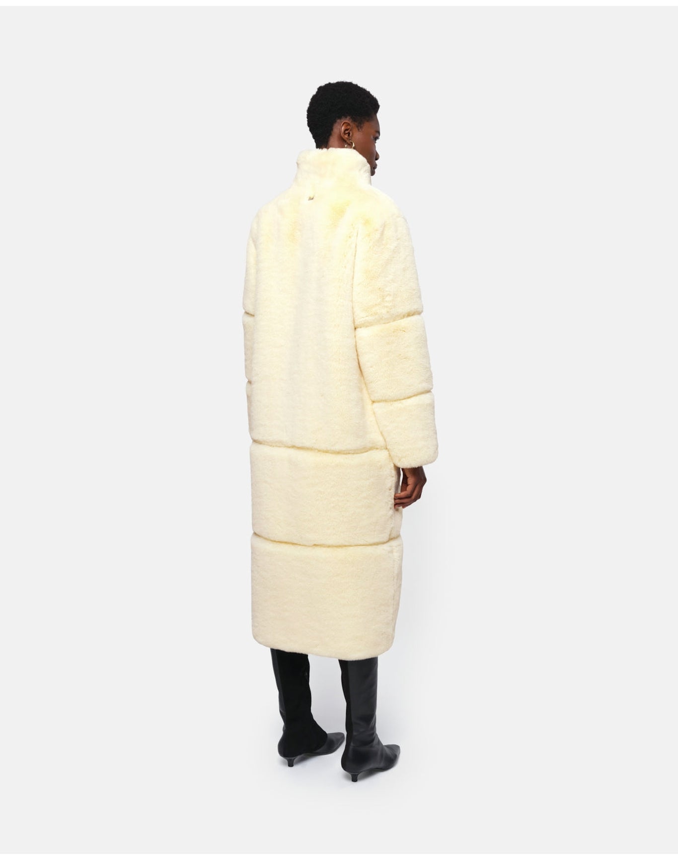 Sylke Faux Fur Coat | Panna Cotta